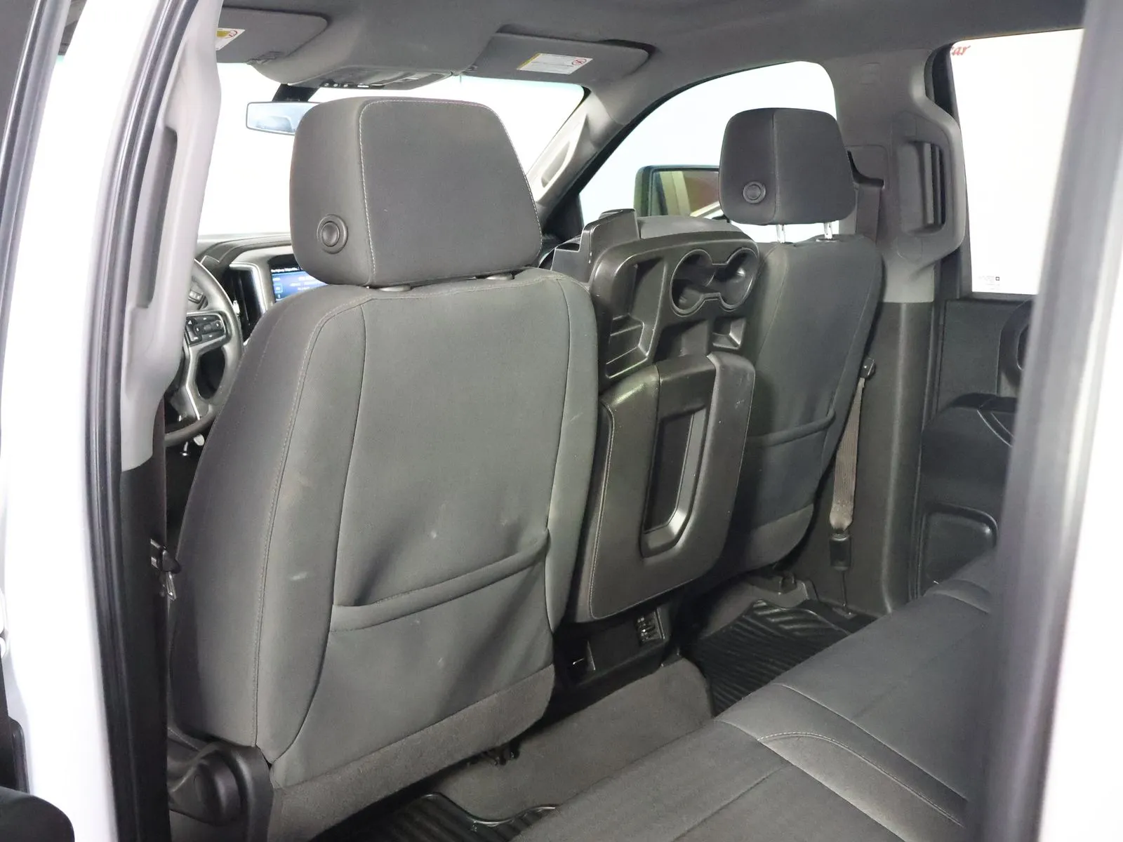 Chevrolet Silverado photo 44
