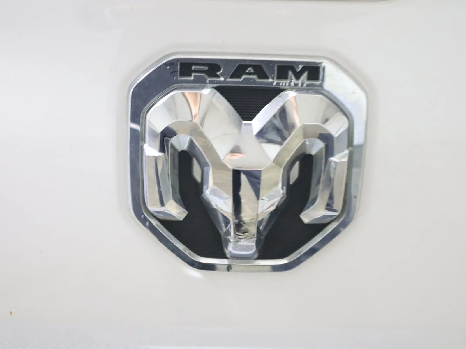 Ram 1500 photo 8