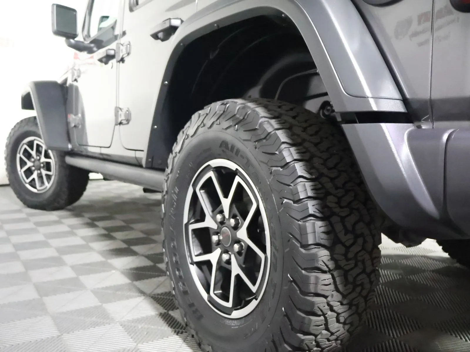 Jeep Wrangler photo 9