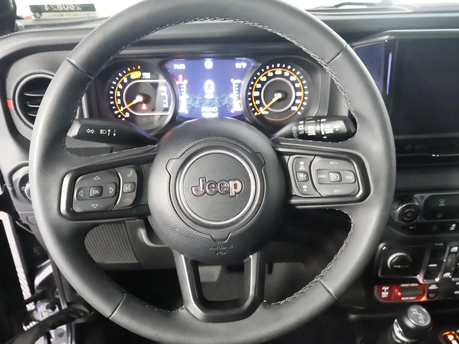 Jeep Wrangler photo 33
