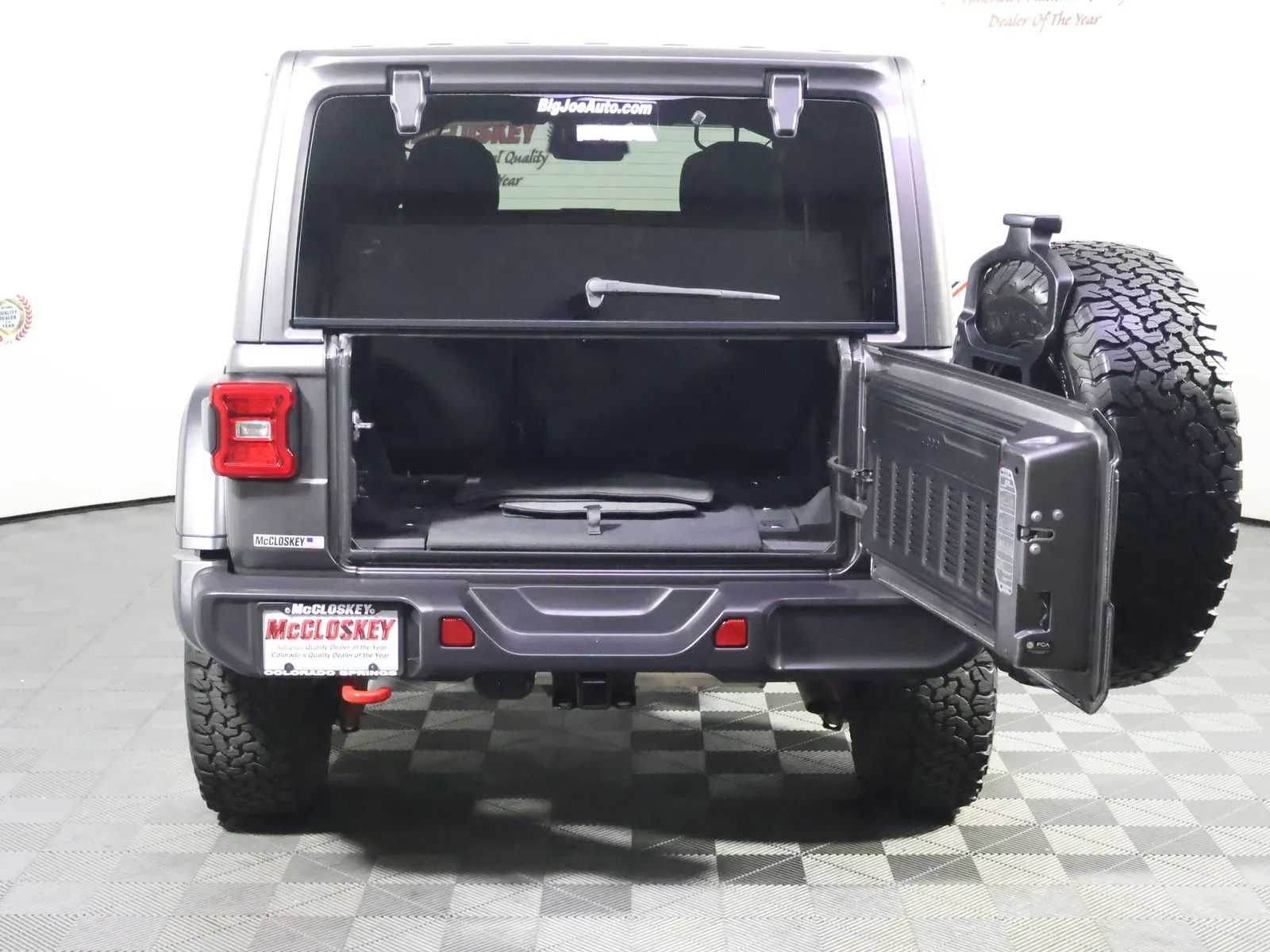 Jeep Wrangler photo 10