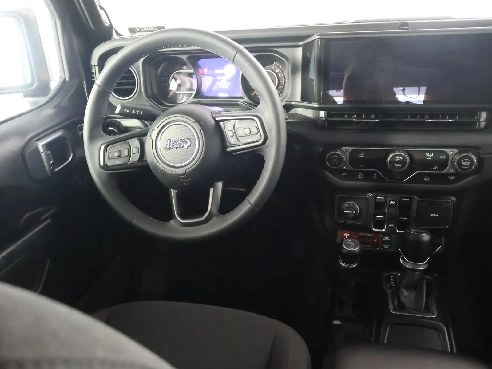 Jeep Wrangler photo 31