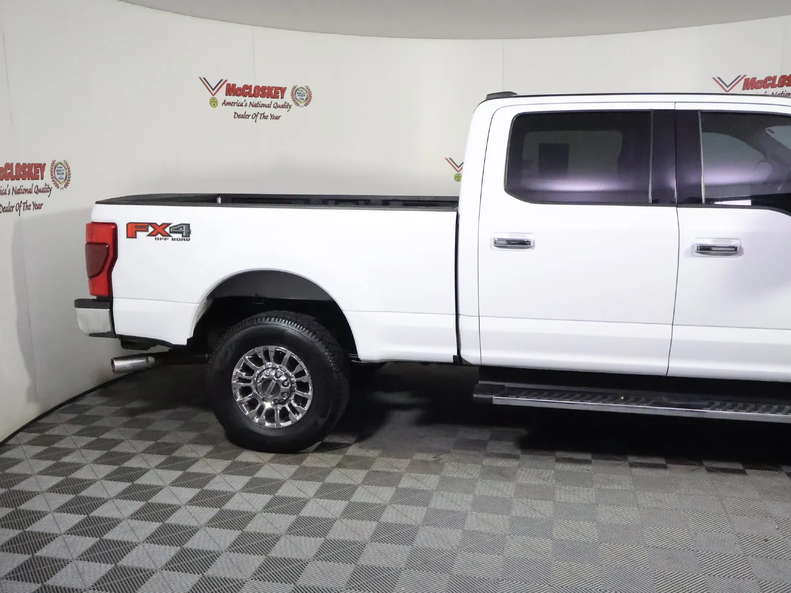 Ford F-250SD photo 4