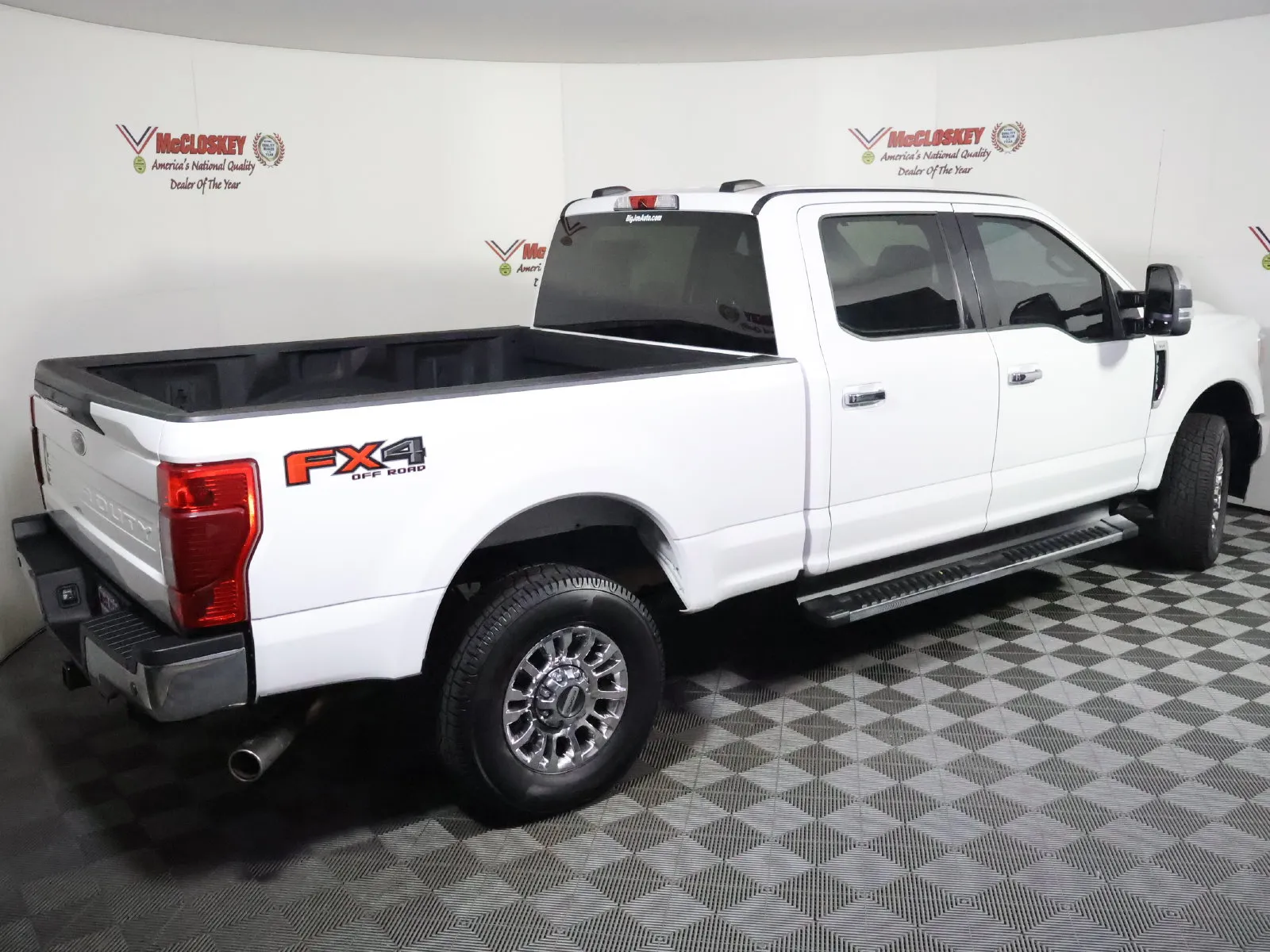 Ford F-250SD photo 5