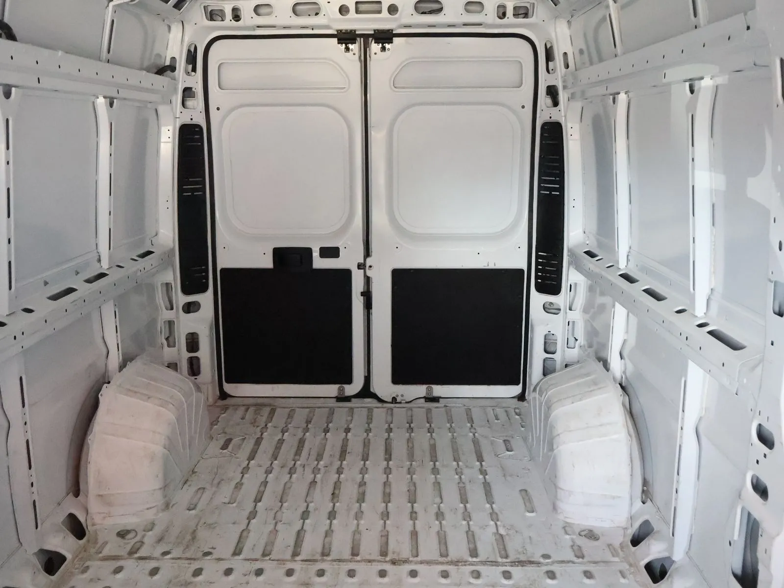 Ram ProMaster 2500 photo 40