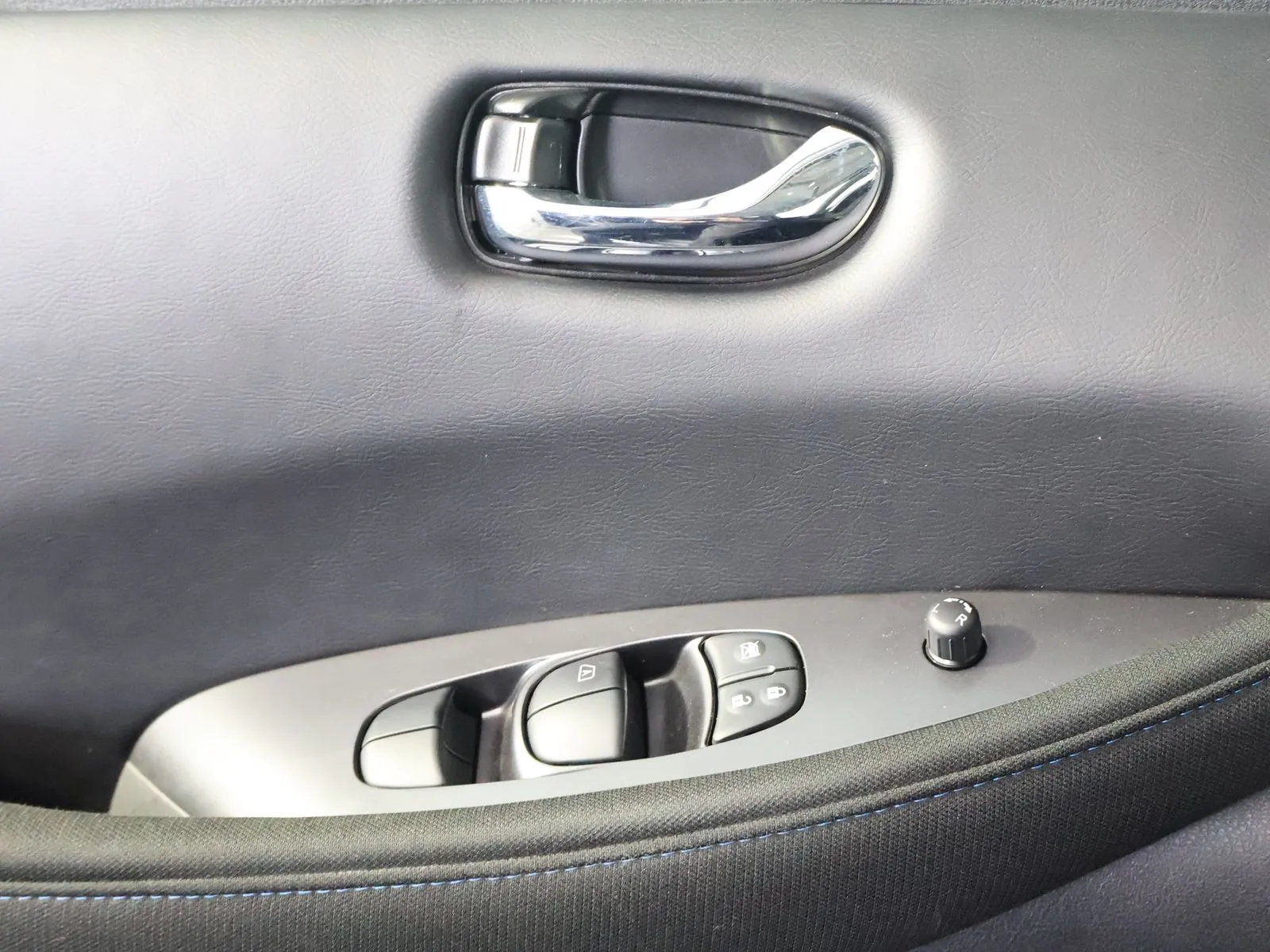 Nissan Leaf photo 30