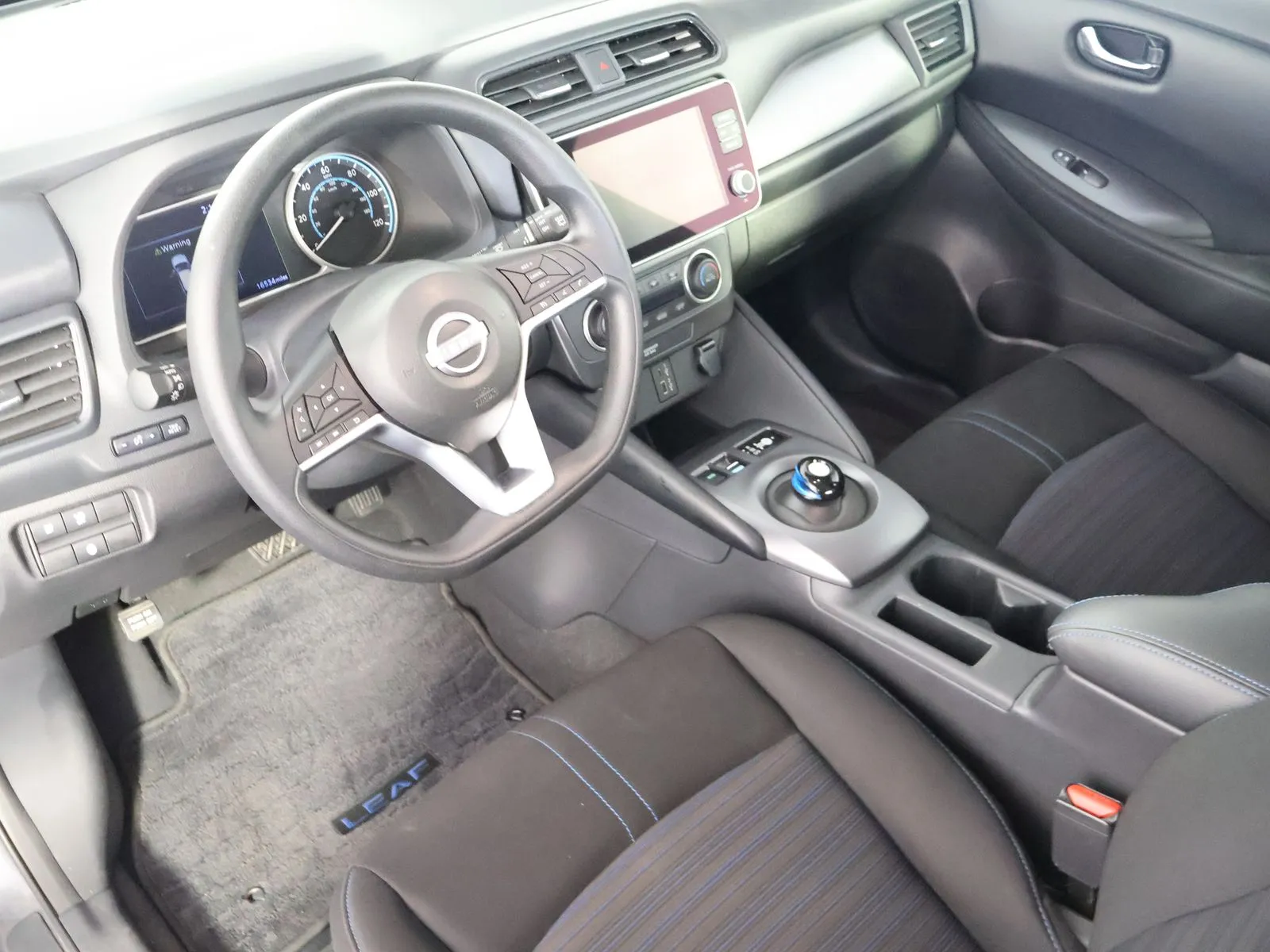 Nissan Leaf photo 23