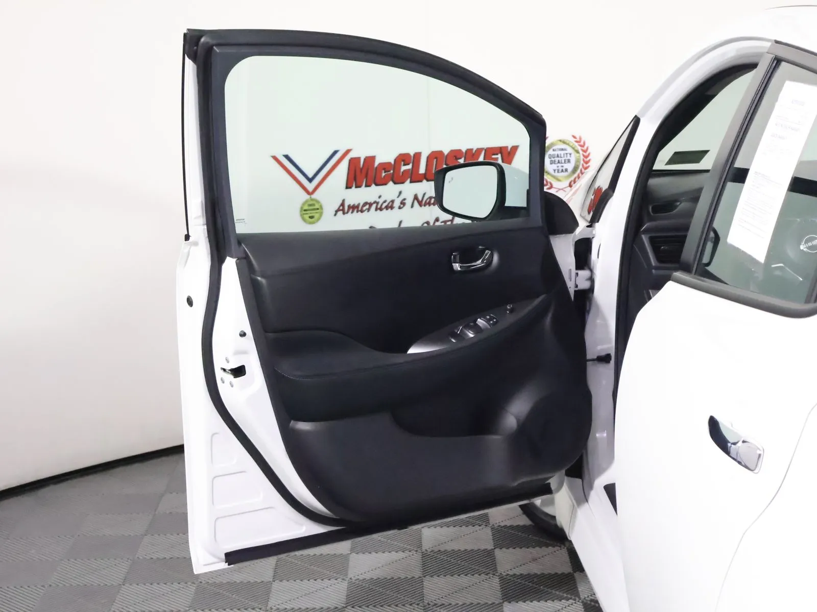 Nissan Leaf photo 23