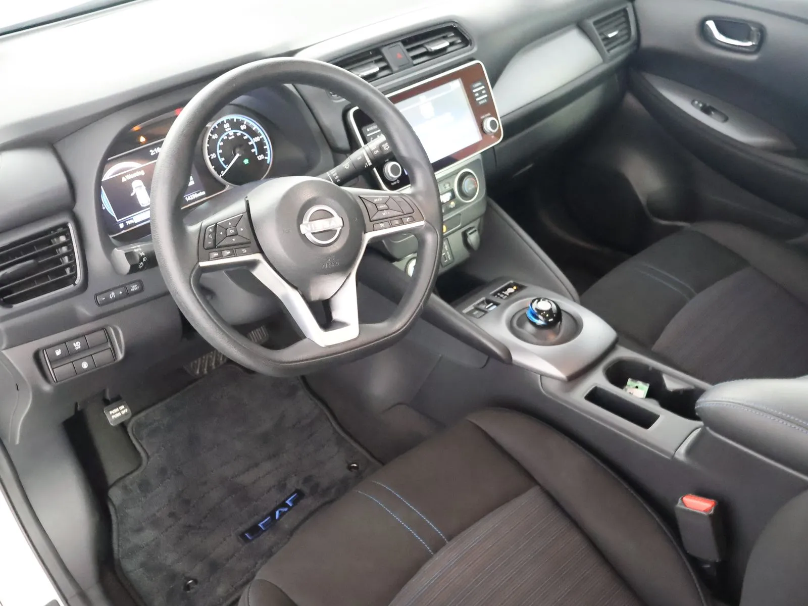 Nissan Leaf photo 24
