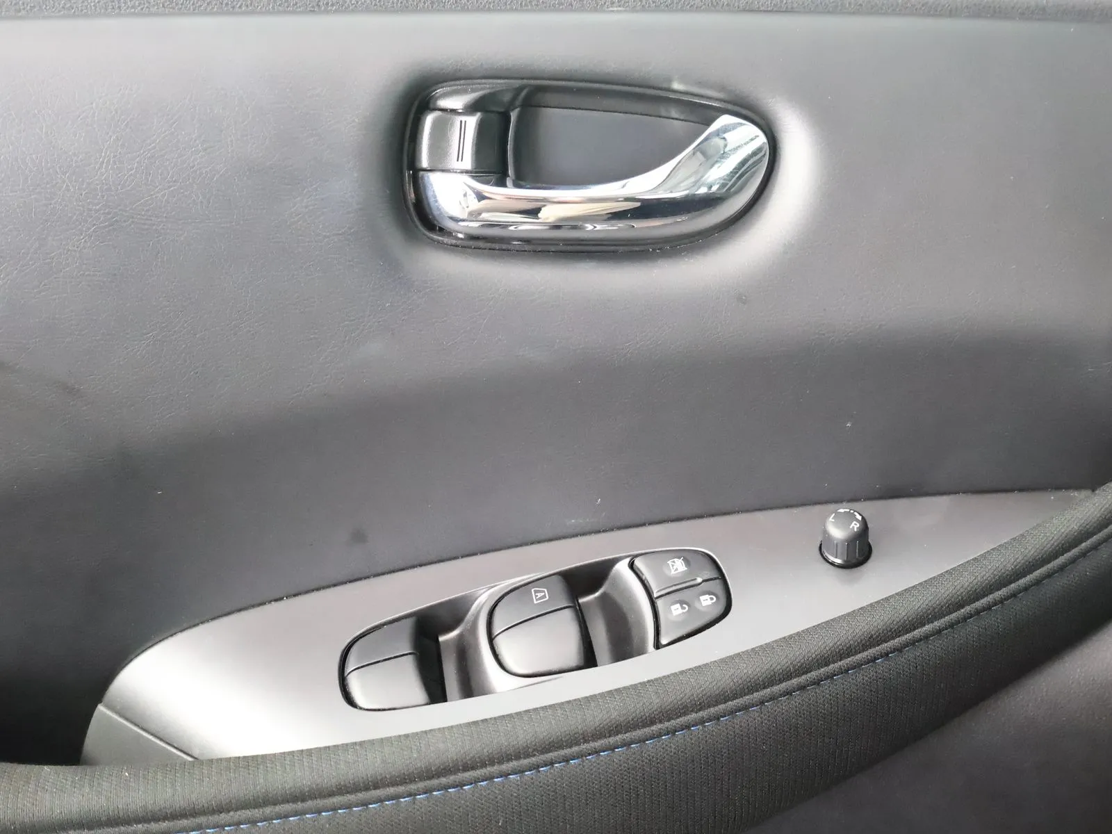 Nissan Leaf photo 31