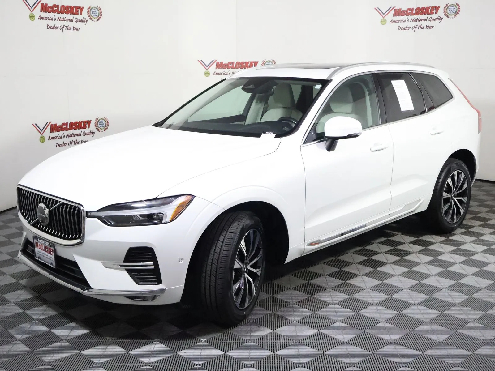 Volvo XC60 photo 17