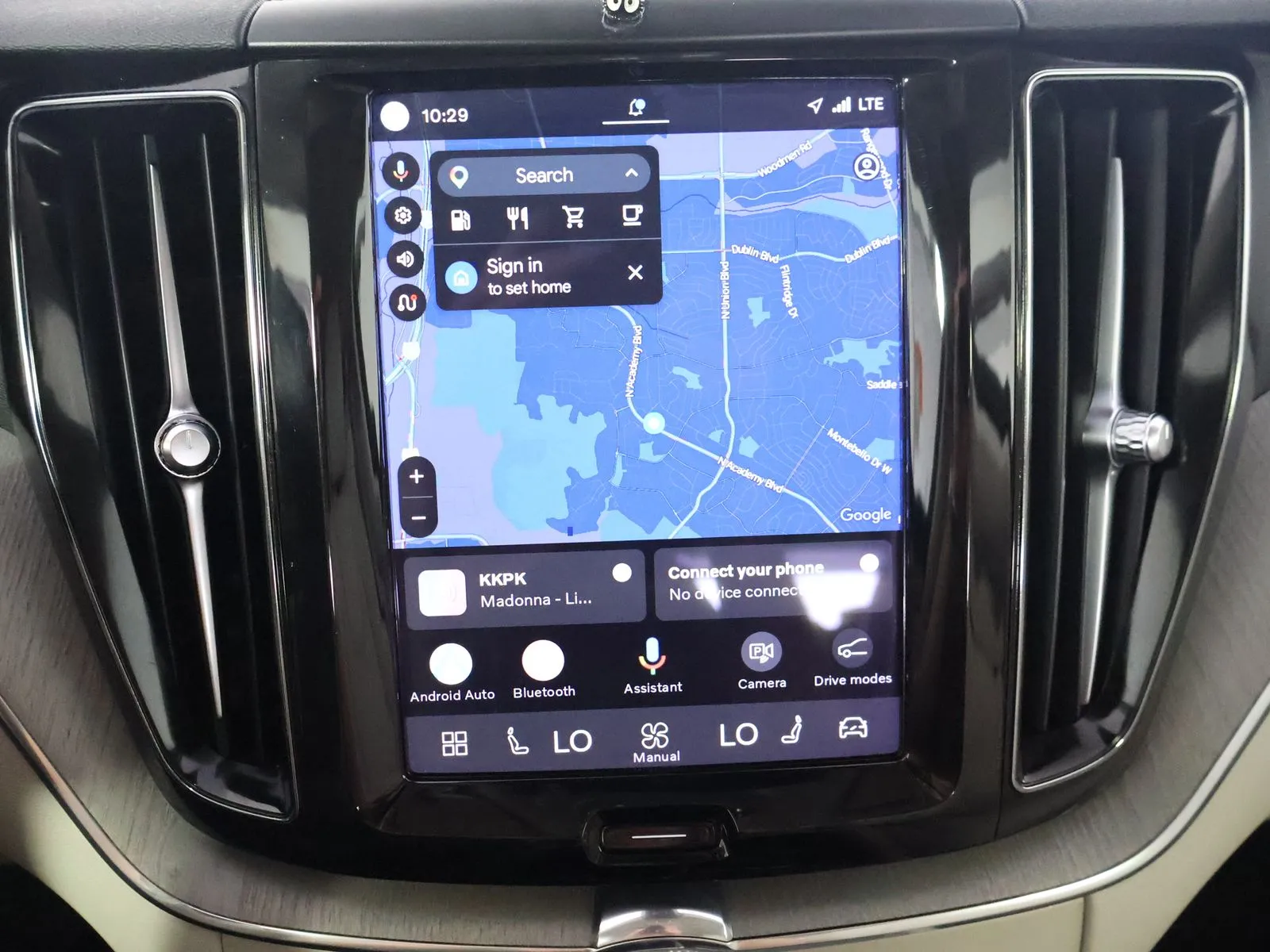 Volvo XC60 photo 40