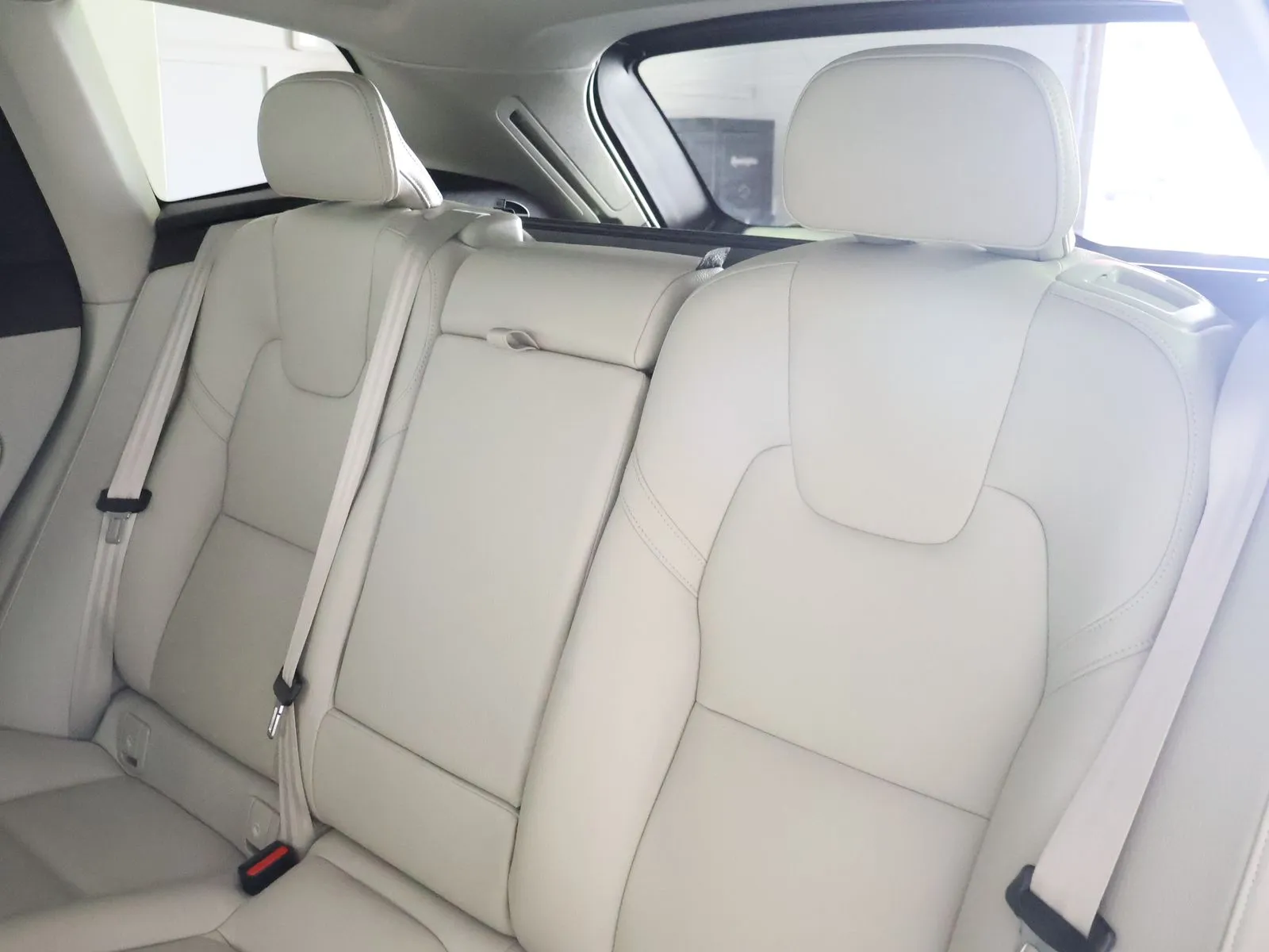 Volvo XC60 photo 47