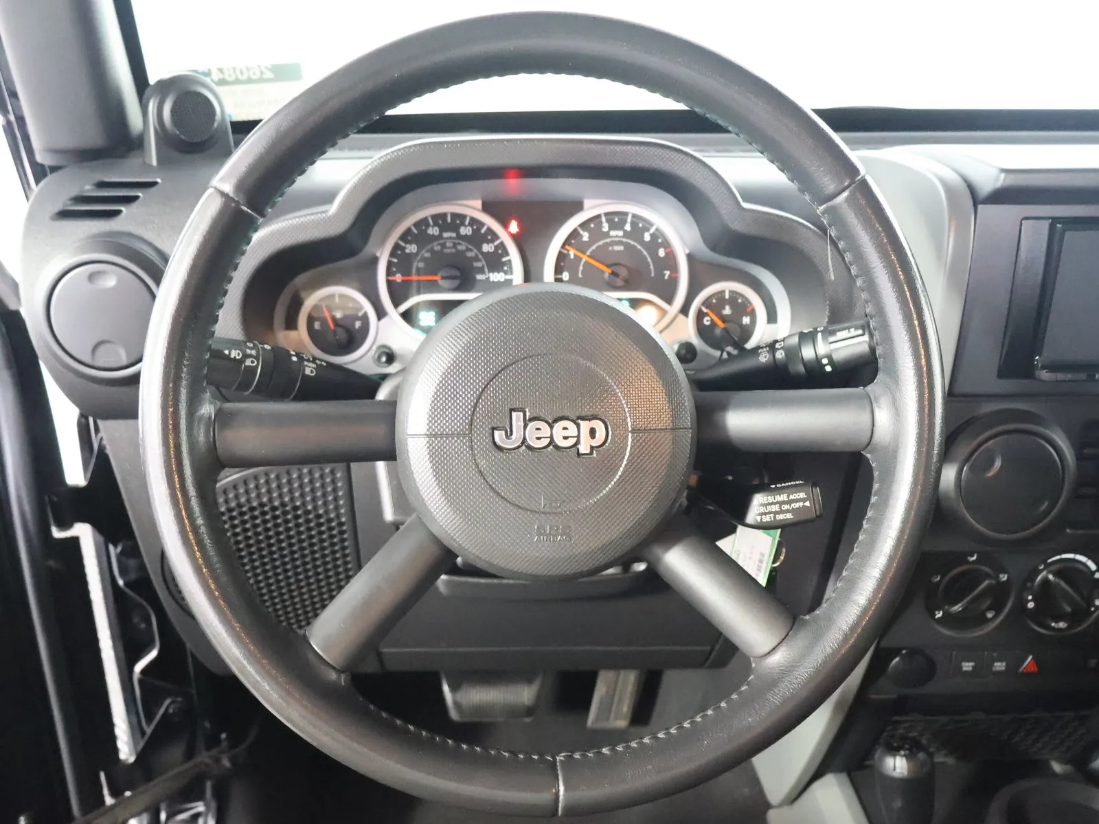 Jeep Wrangler photo 29
