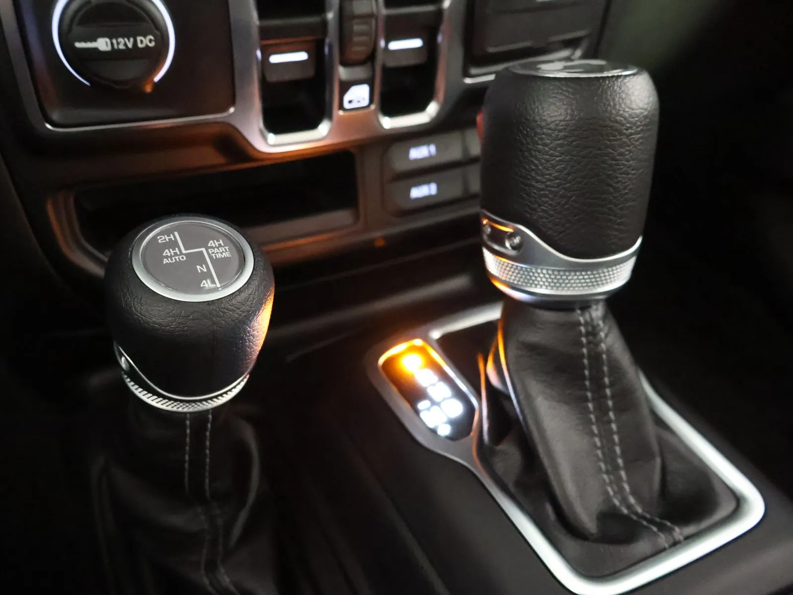 Jeep Wrangler photo 35
