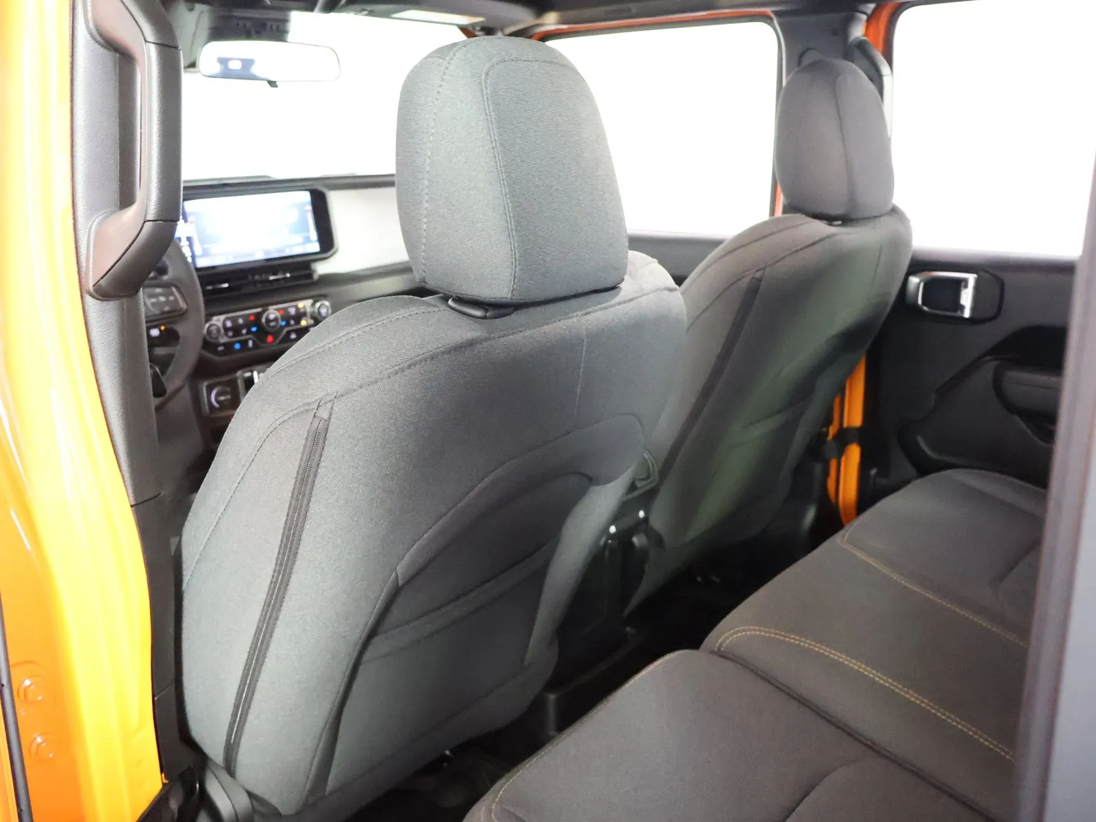 Jeep Wrangler photo 39