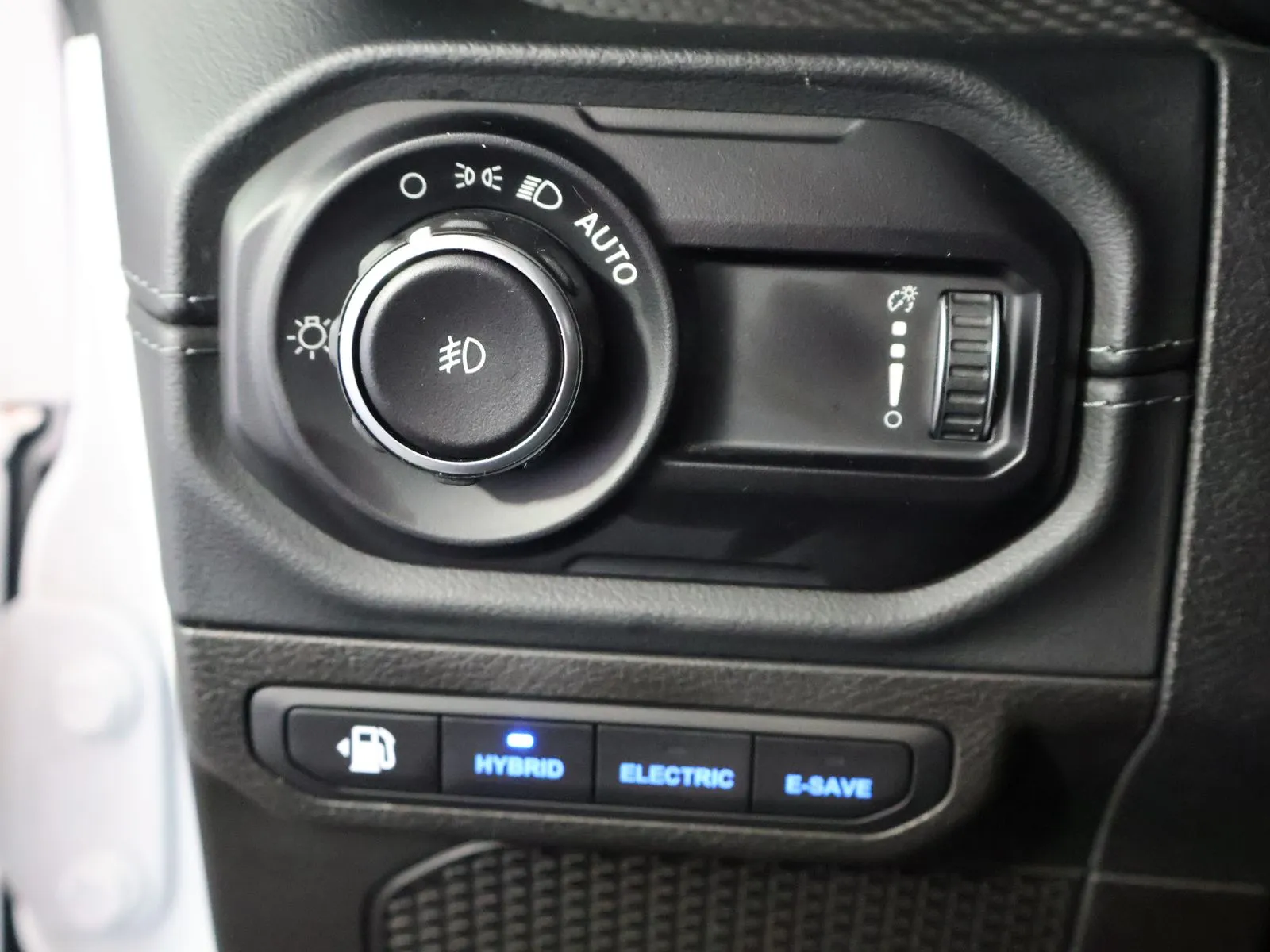 Jeep Wrangler photo 33