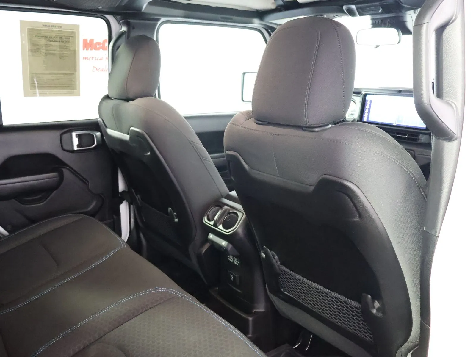 Jeep Wrangler photo 47