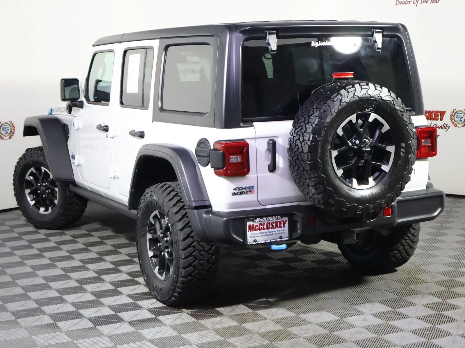 Jeep Wrangler photo 12