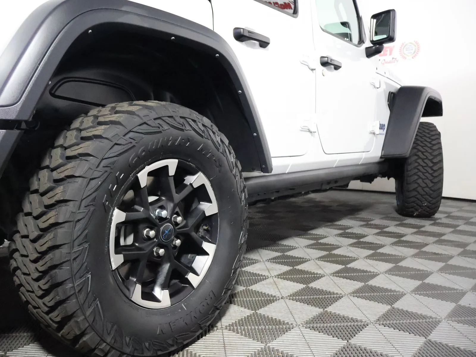 Jeep Wrangler photo 10