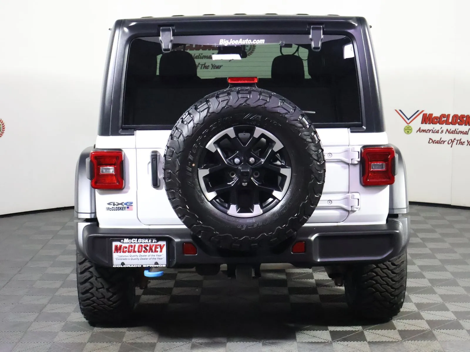Jeep Wrangler photo 6