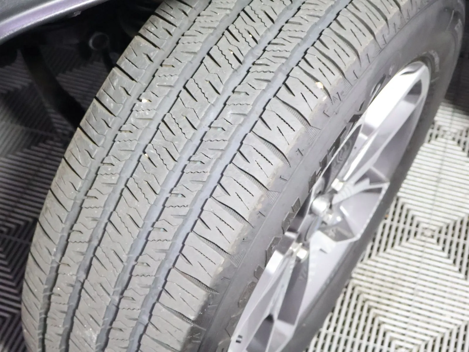 Jeep Wrangler photo 17