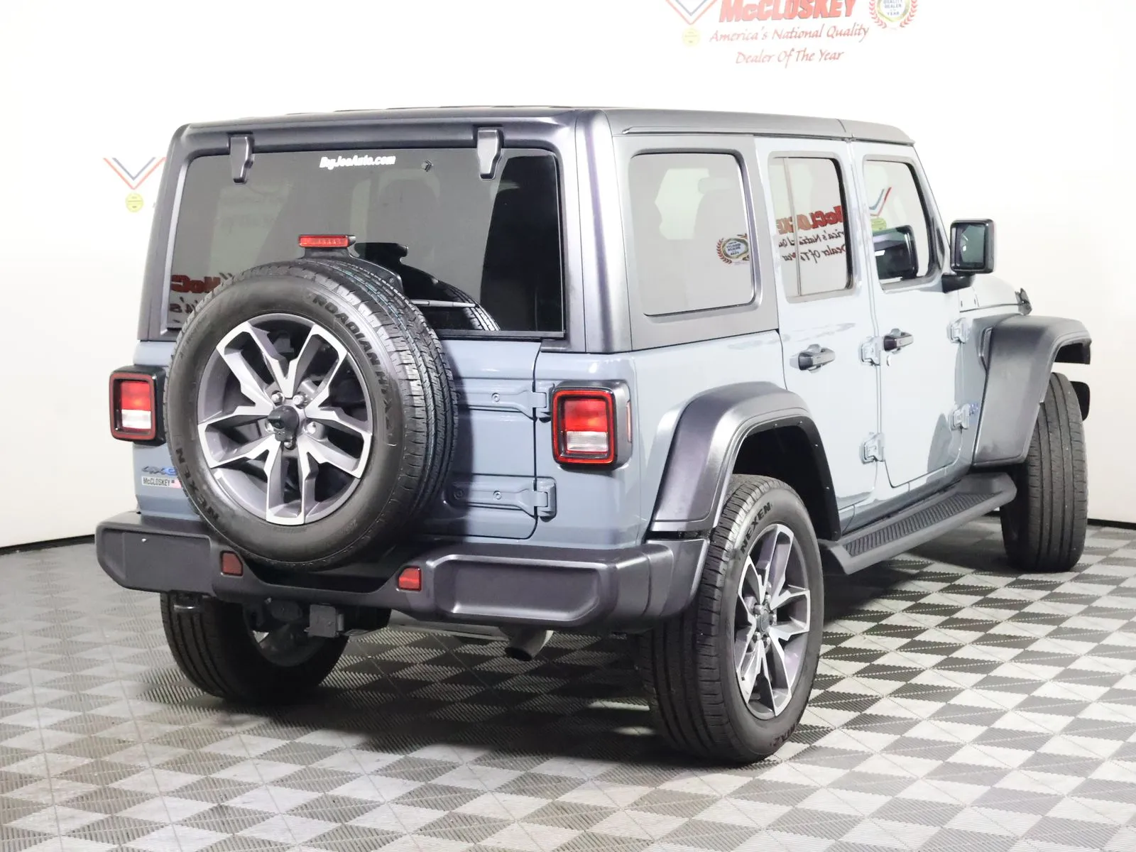Jeep Wrangler photo 5