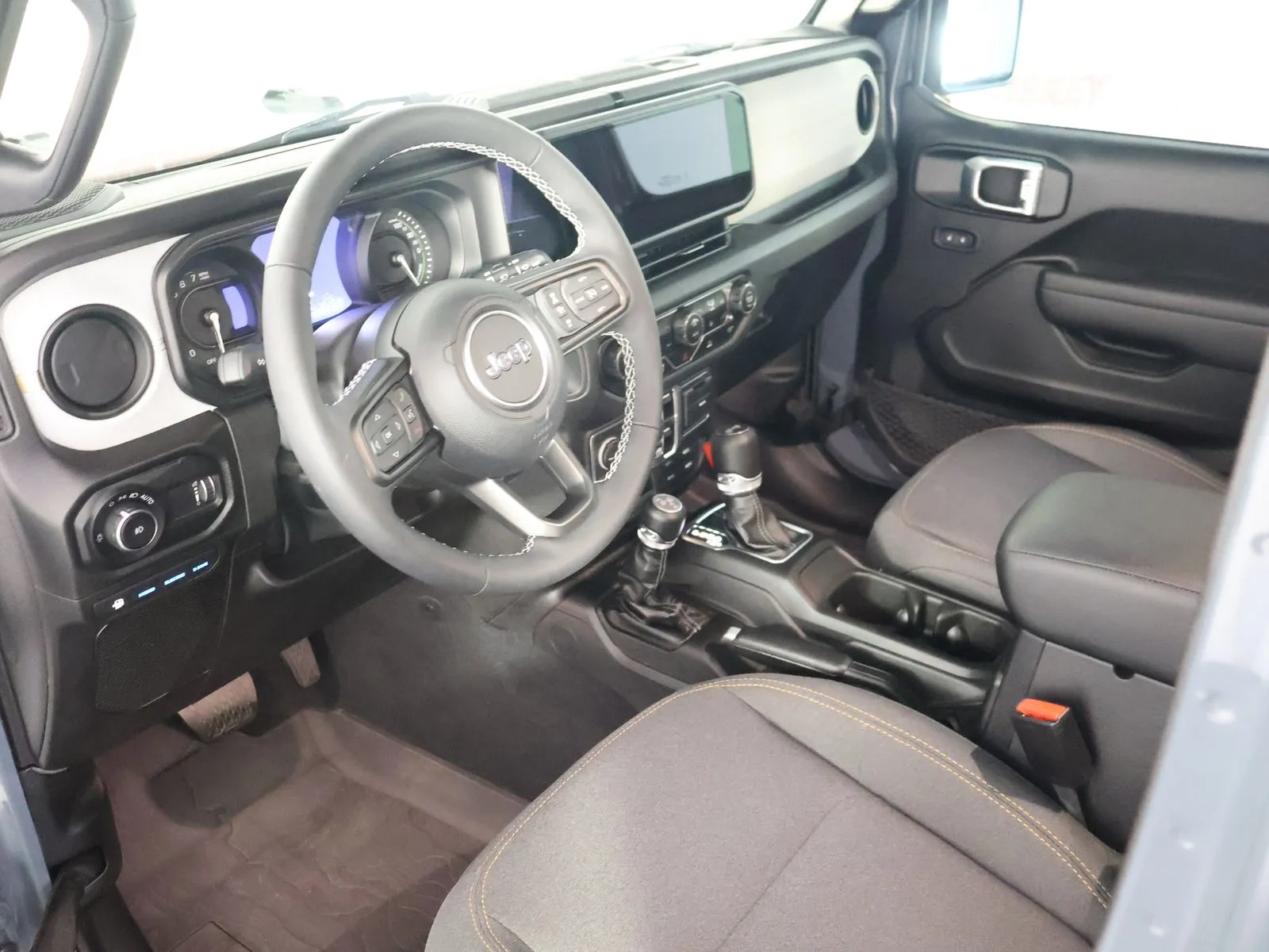 Jeep Wrangler photo 20