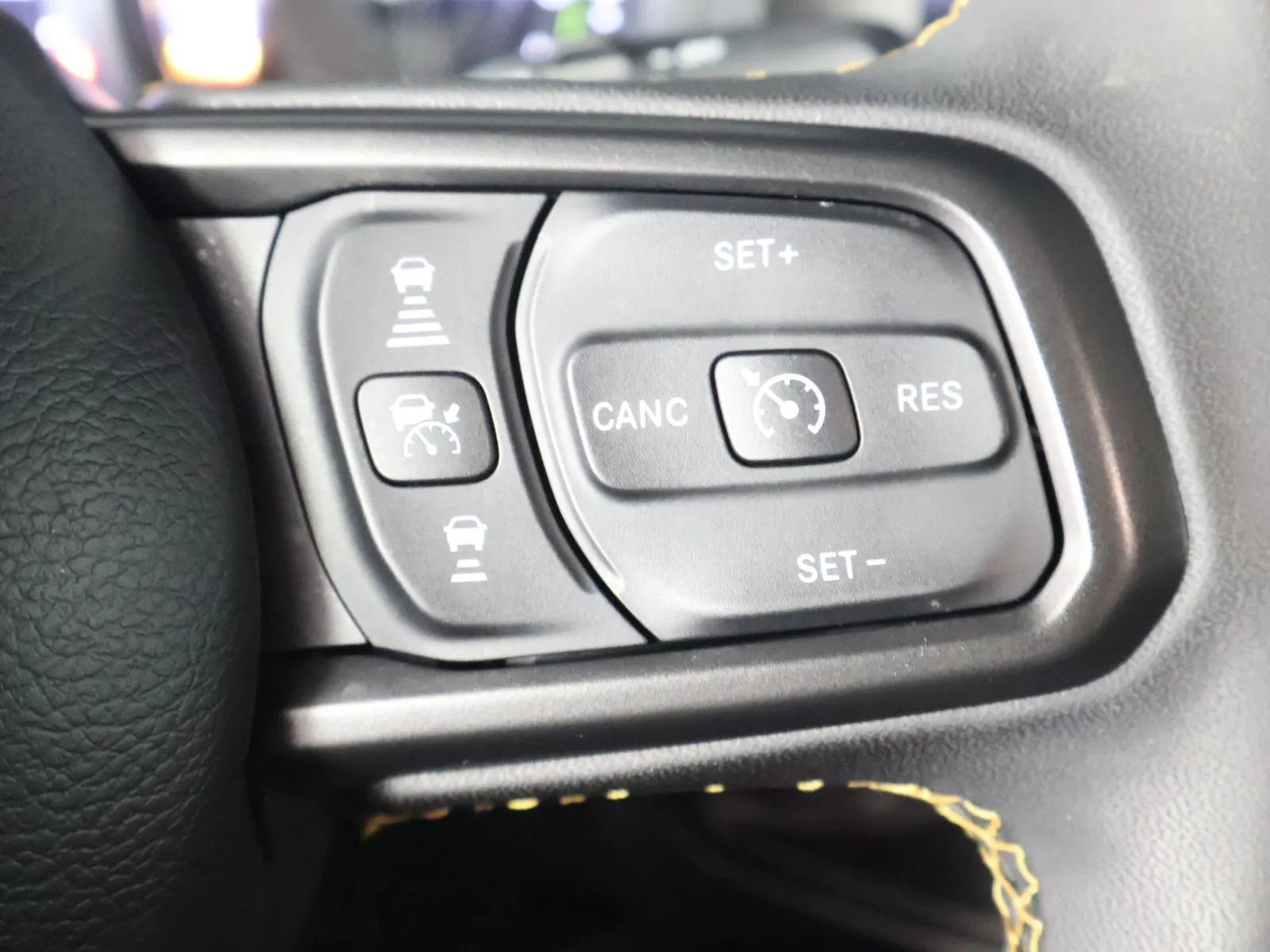 Jeep Wrangler photo 35