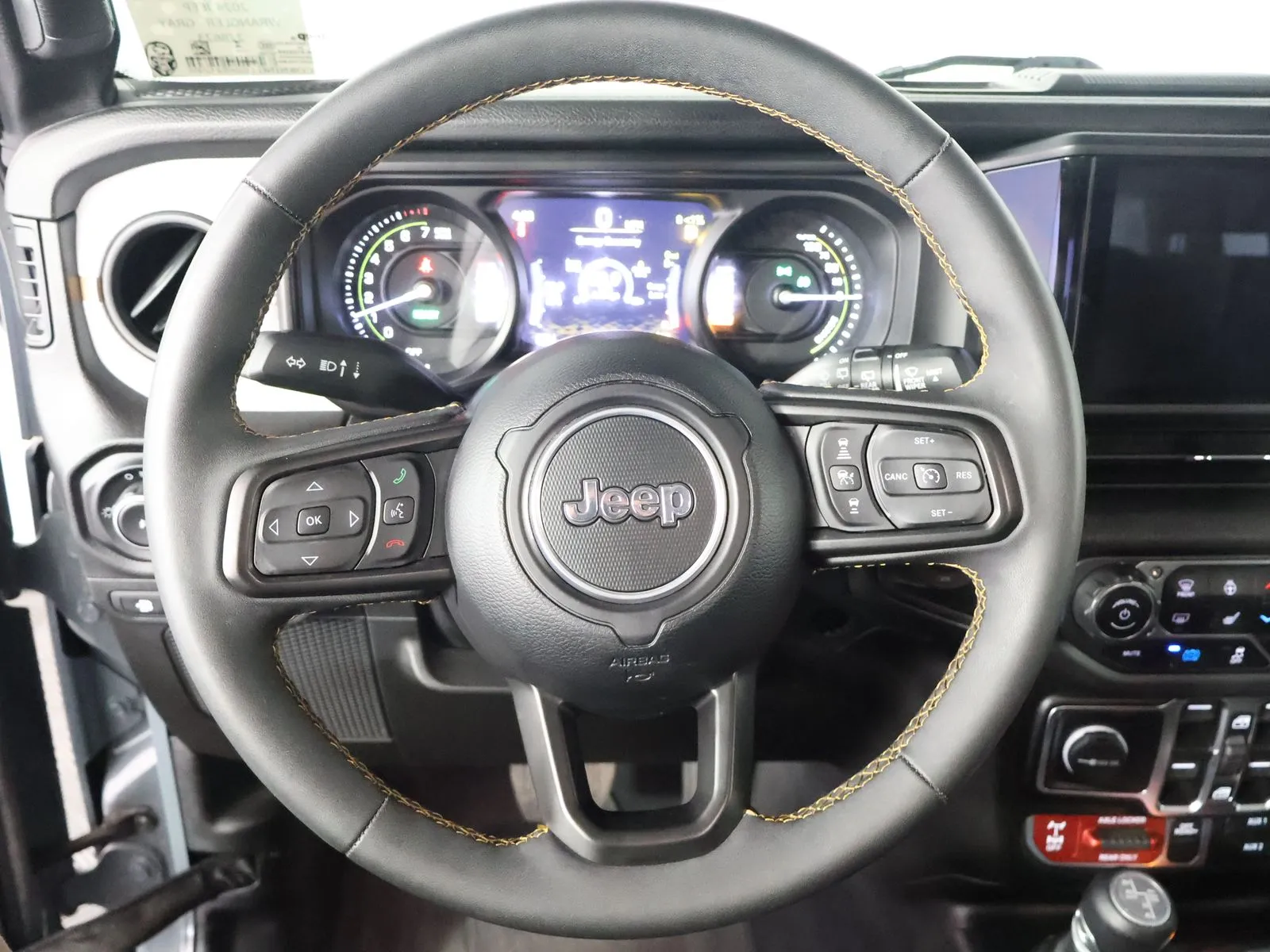 Jeep Wrangler photo 32