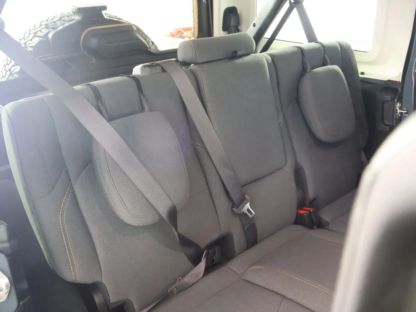 Jeep Wrangler photo 48