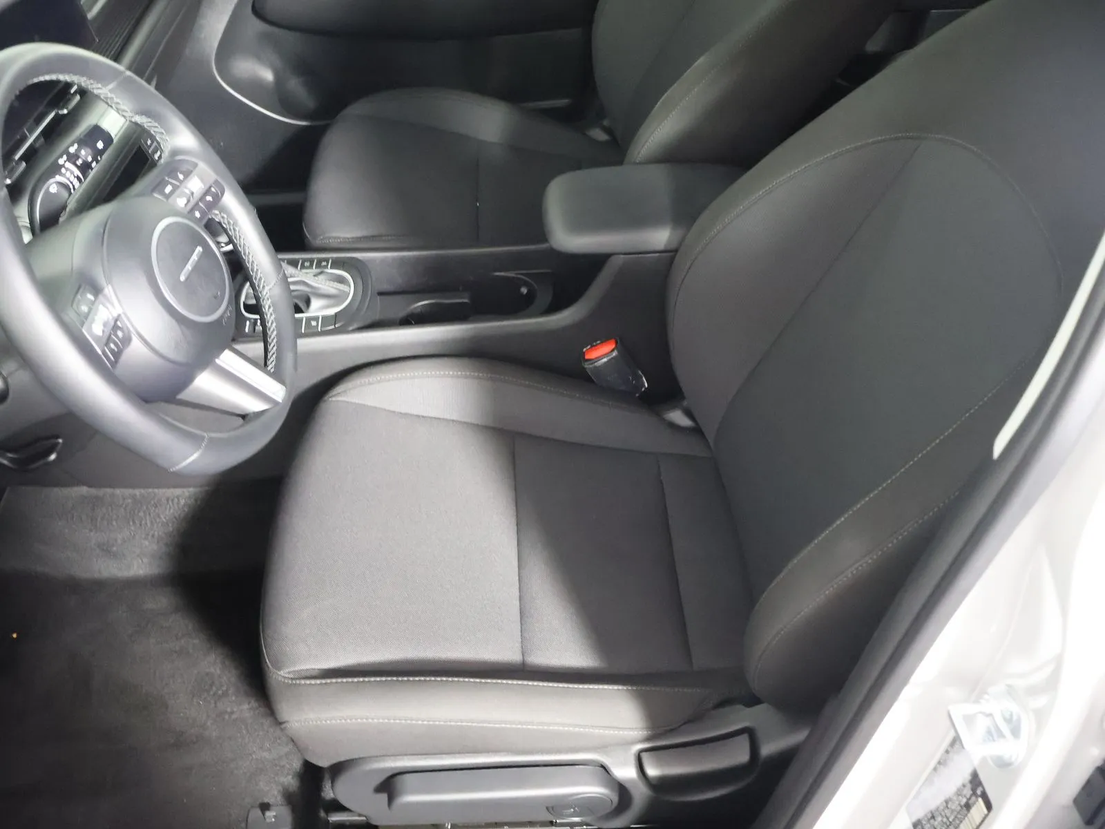 Hyundai Kona photo 23
