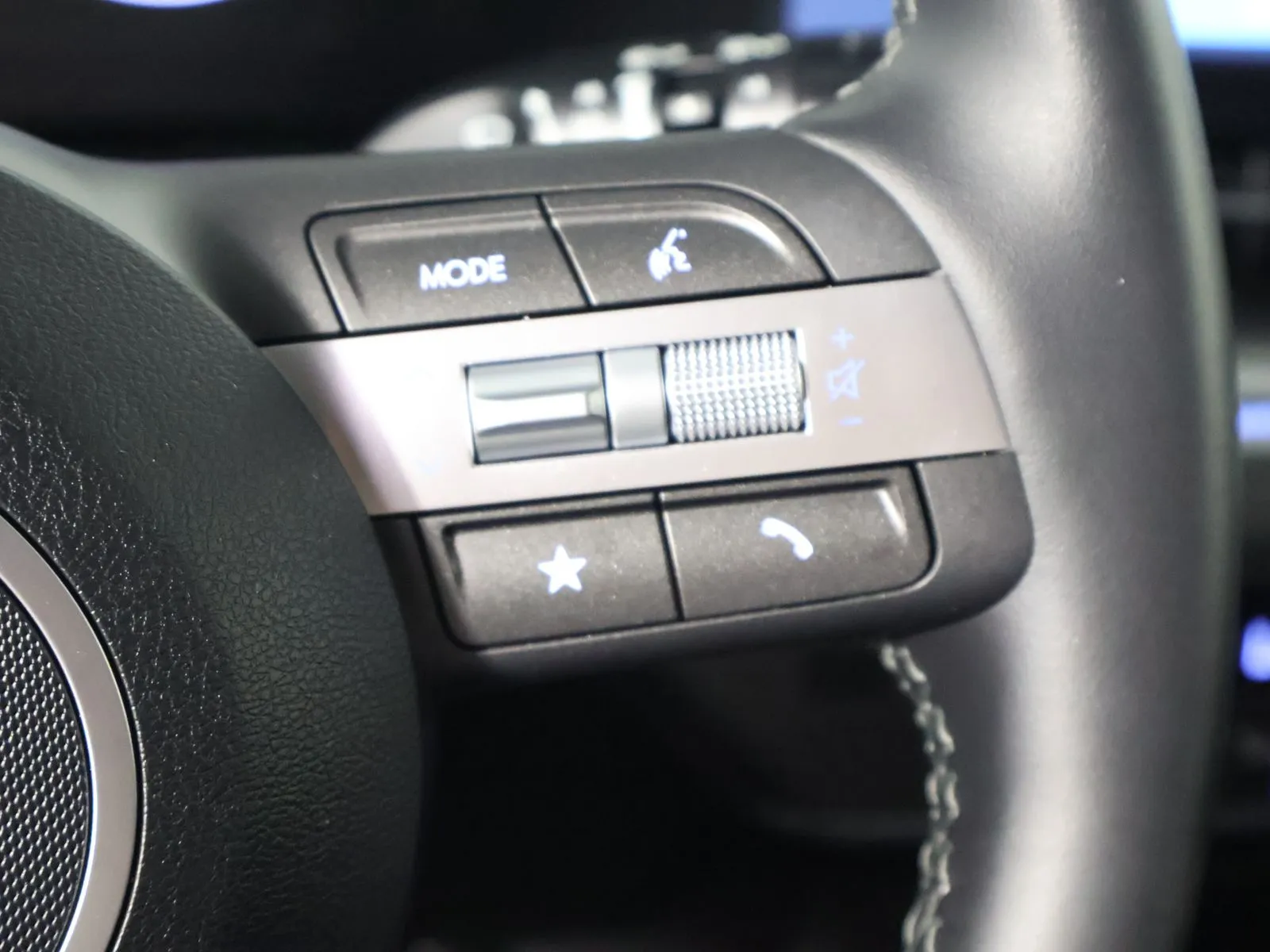 Hyundai Kona photo 32
