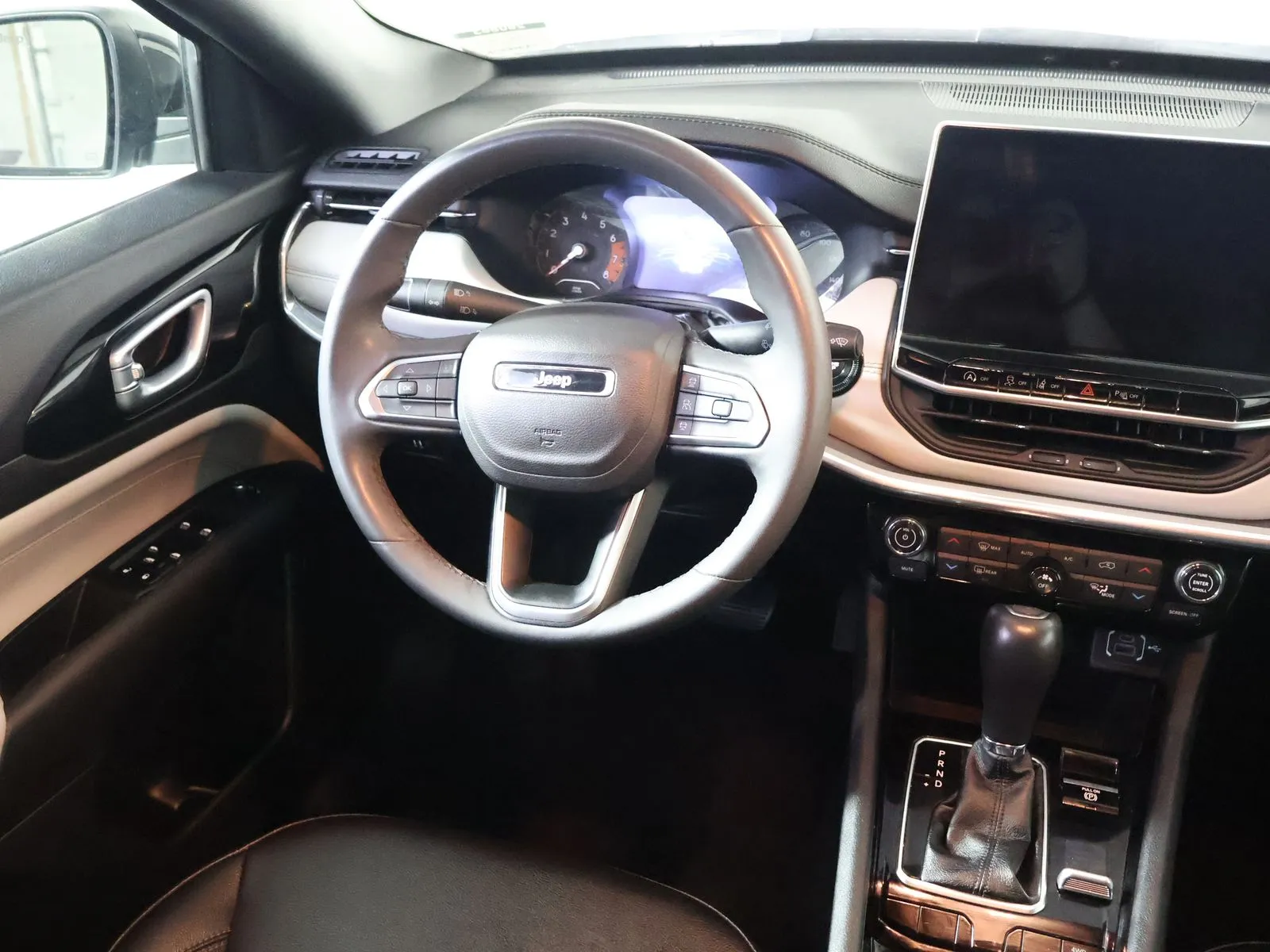 Jeep Compass photo 20