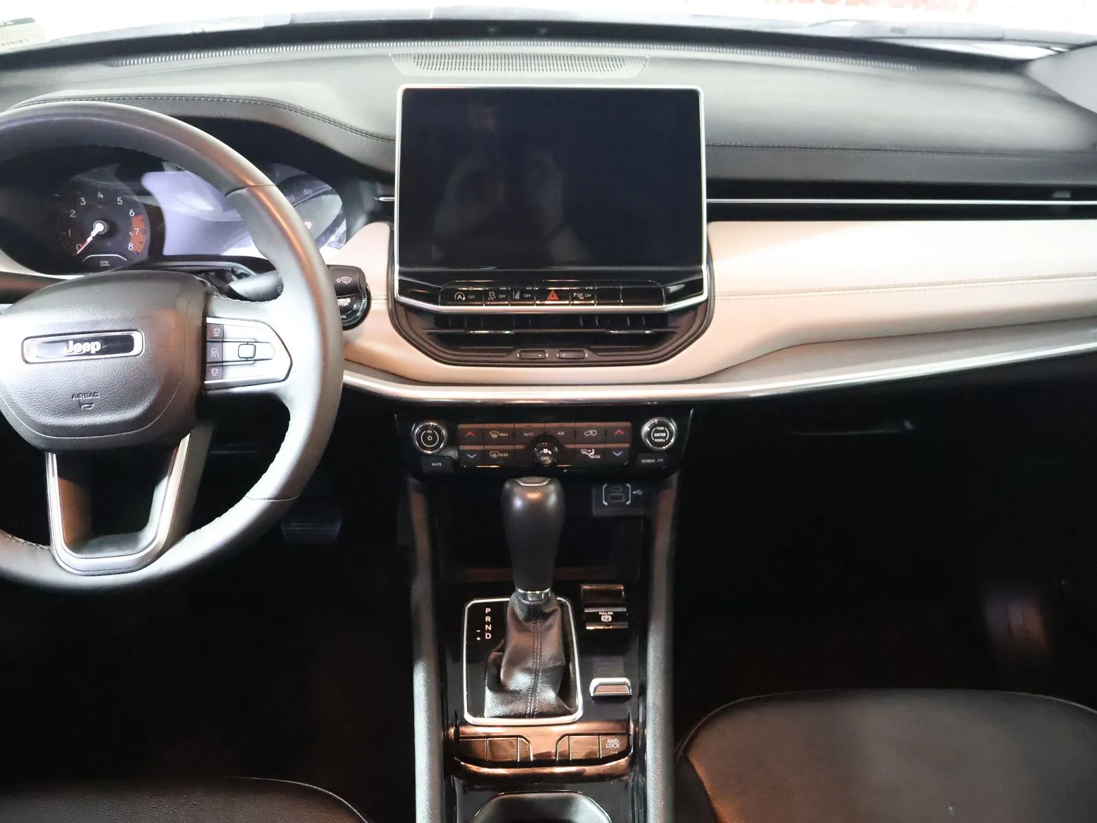 Jeep Compass photo 22