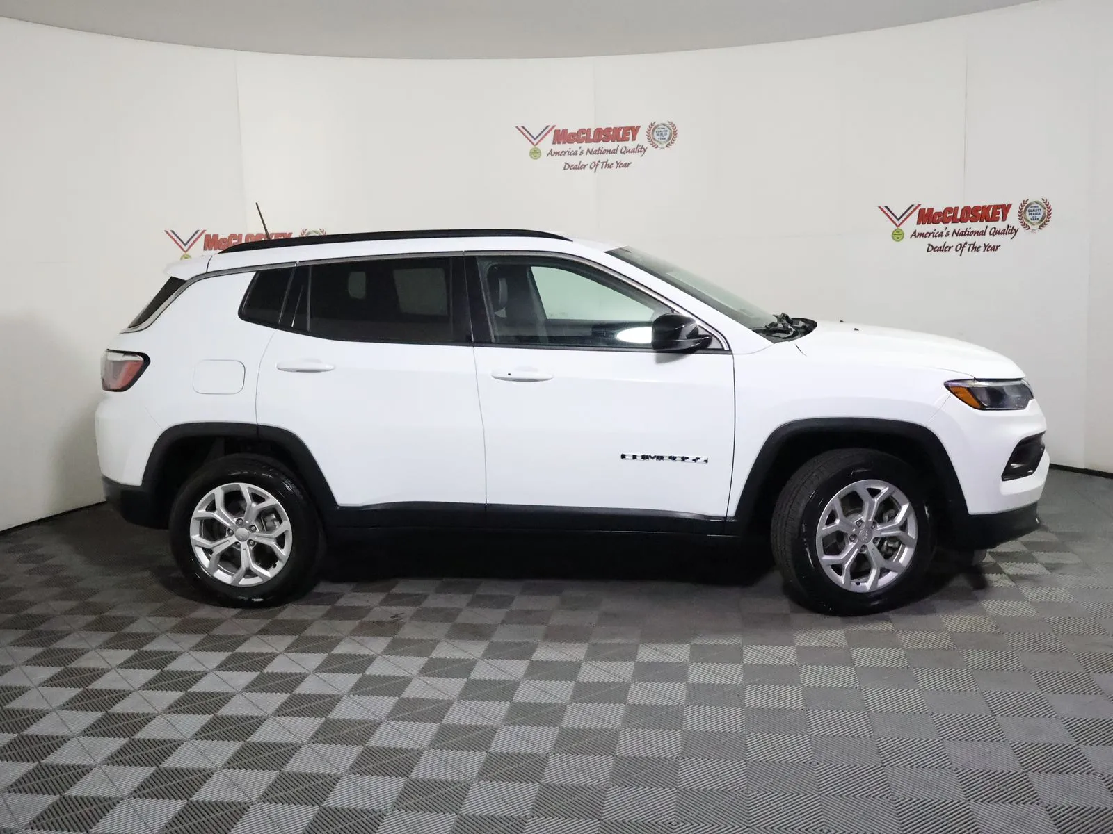 Jeep Compass photo 6