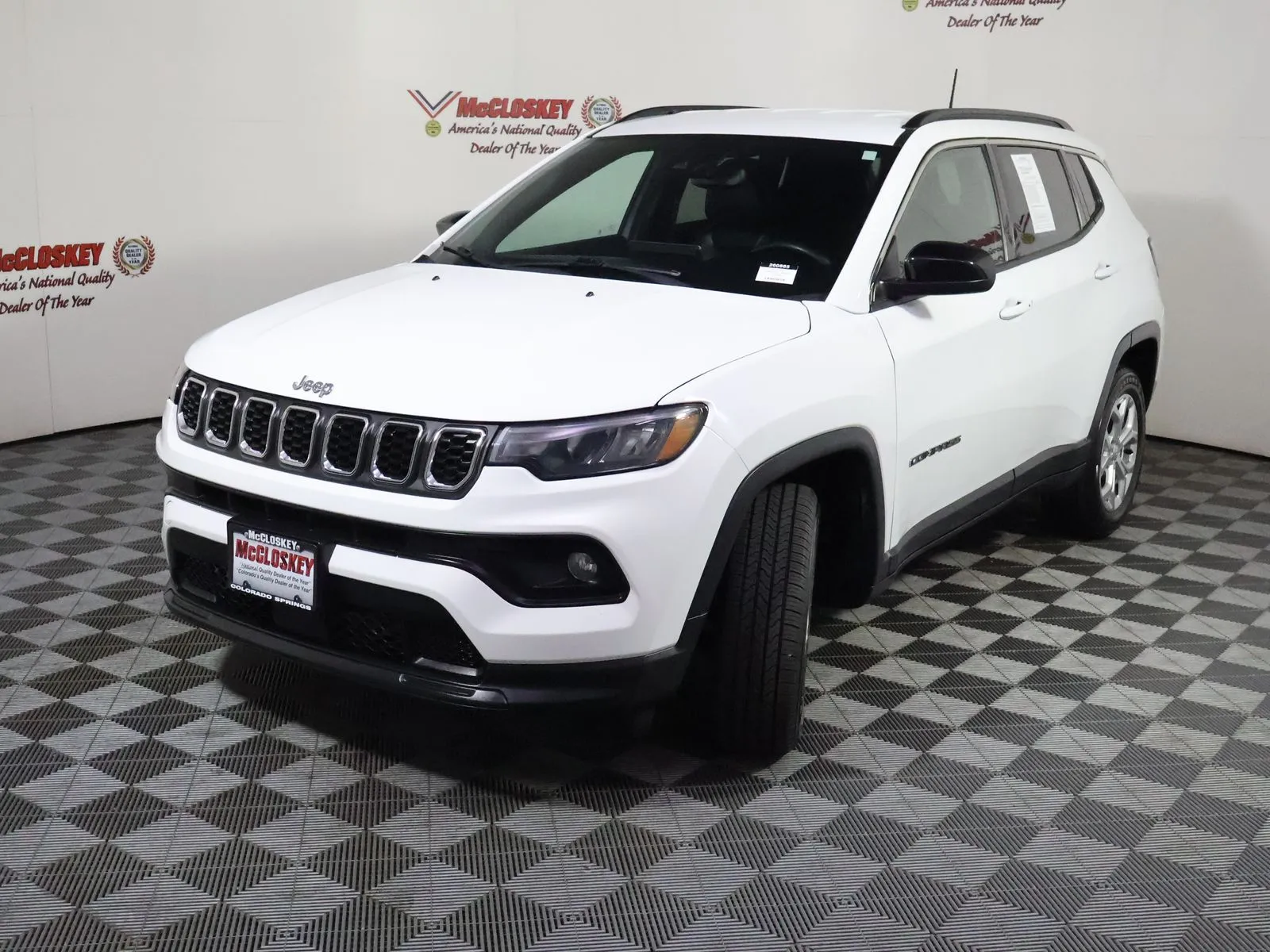 Jeep Compass photo 17