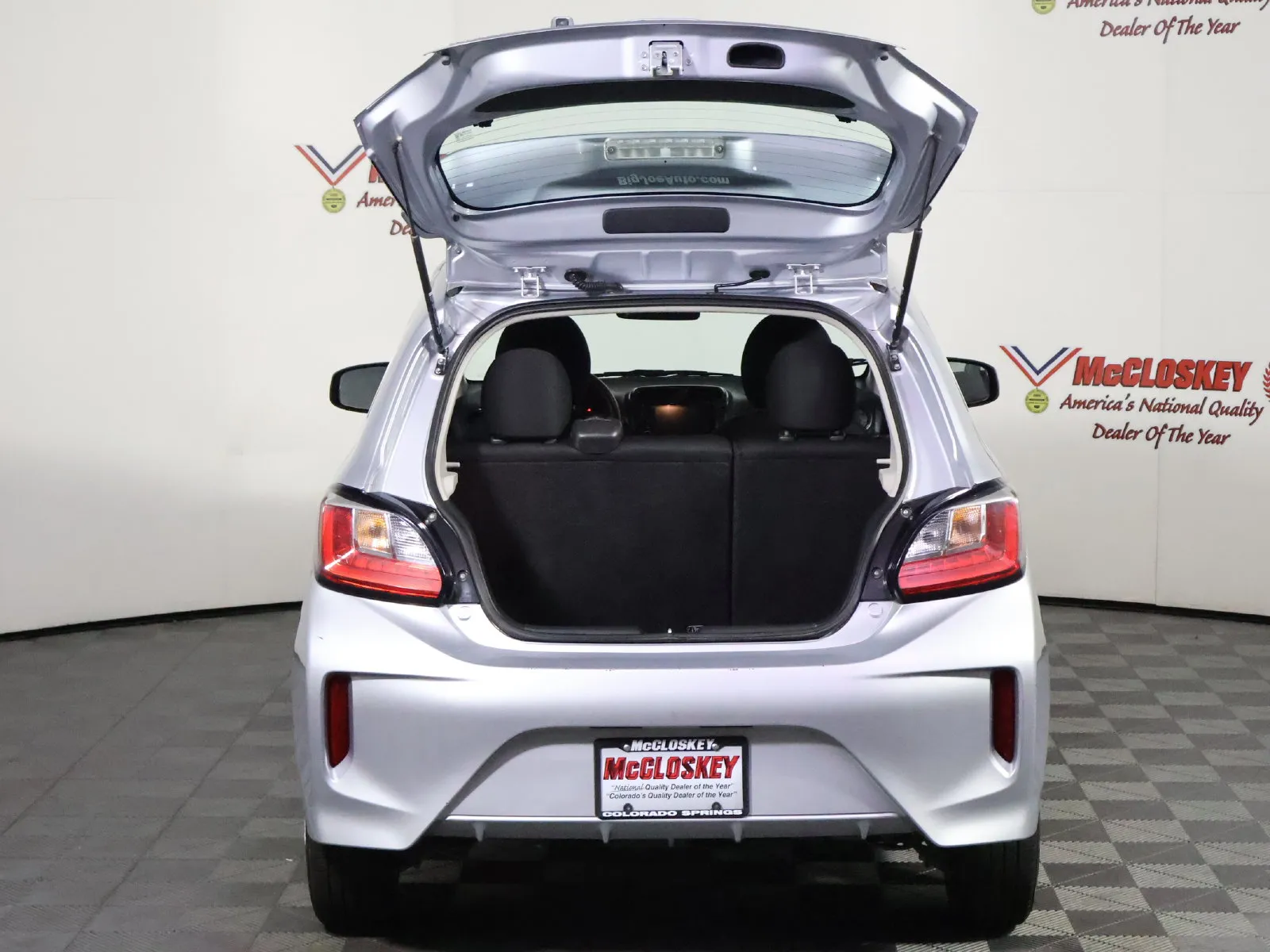 Mitsubishi Mirage photo 15