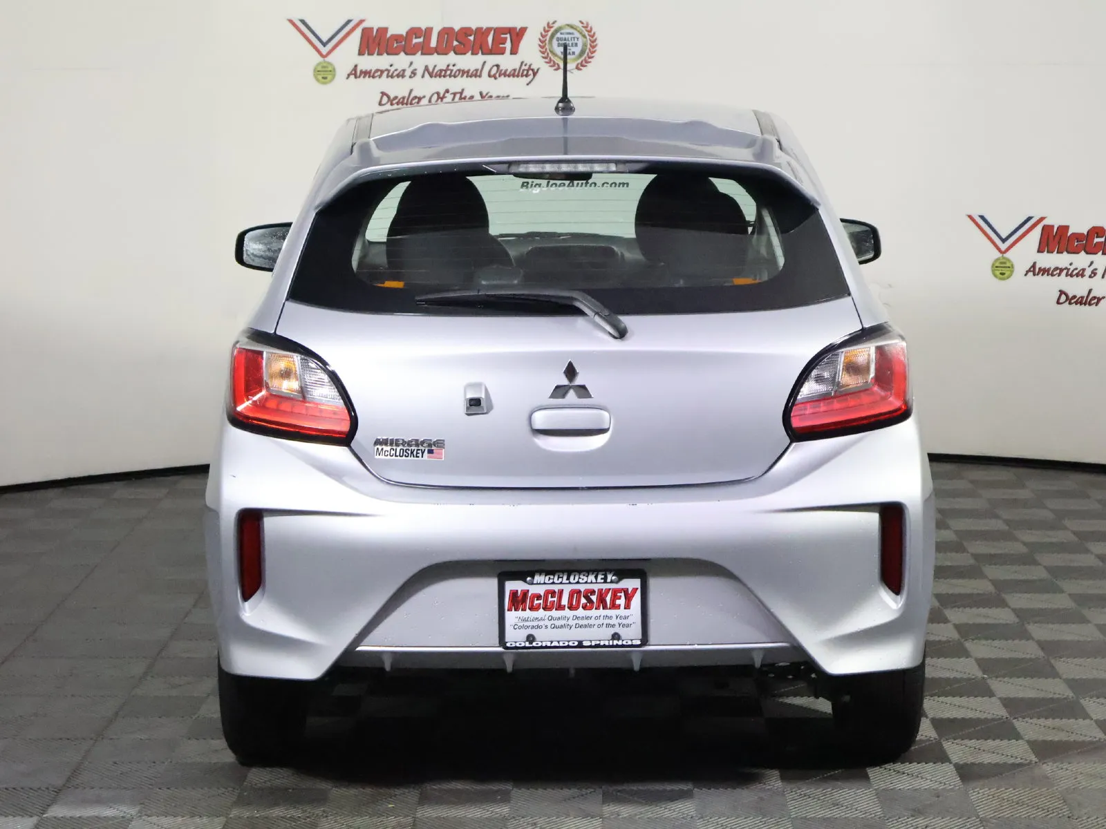 Mitsubishi Mirage photo 6