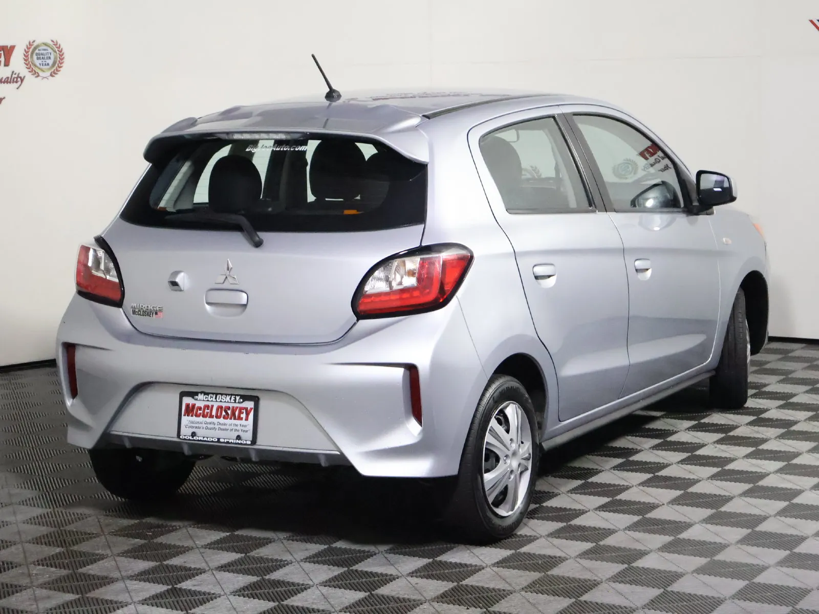 Mitsubishi Mirage photo 5
