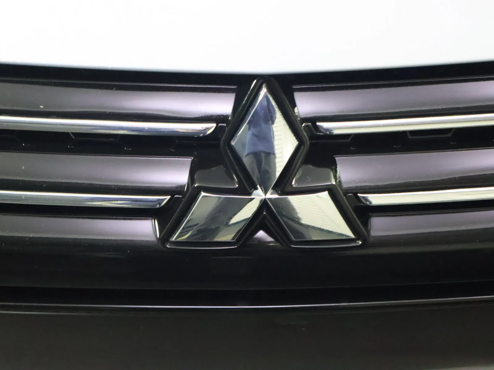 Mitsubishi Mirage photo 17