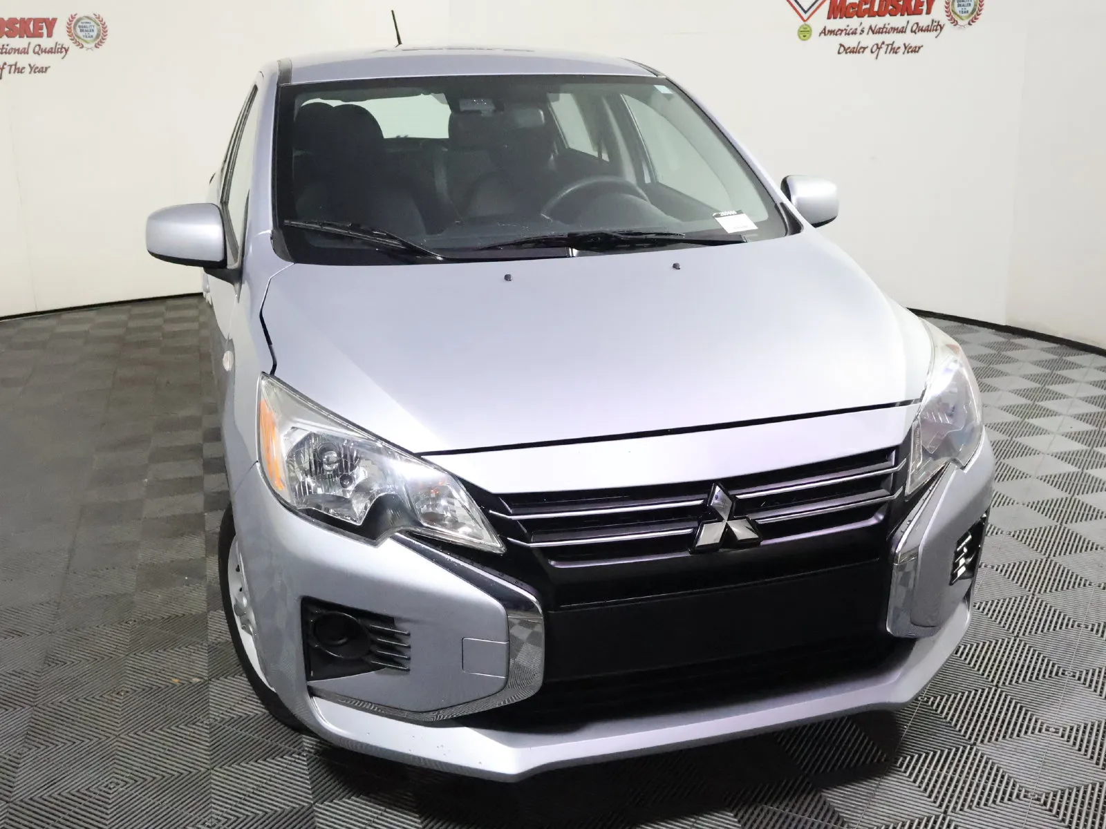 Mitsubishi Mirage photo 12