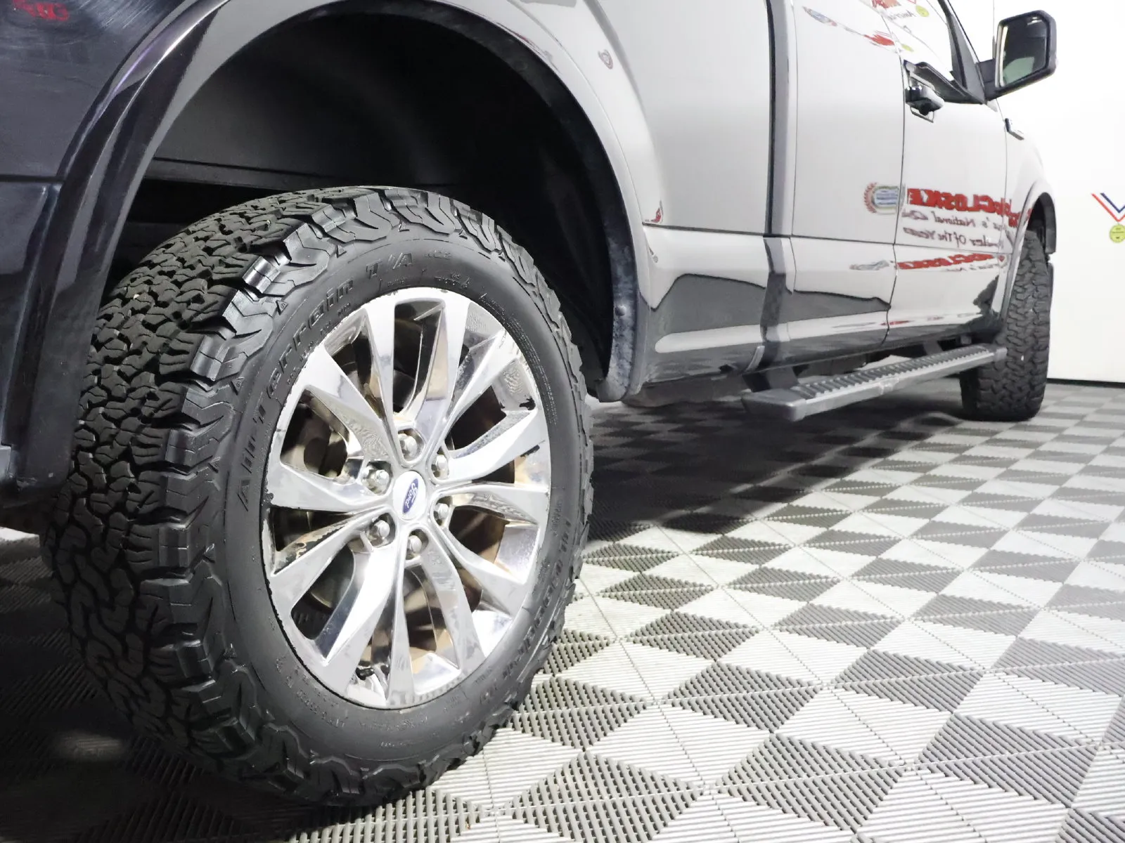 Ford F-150 photo 11