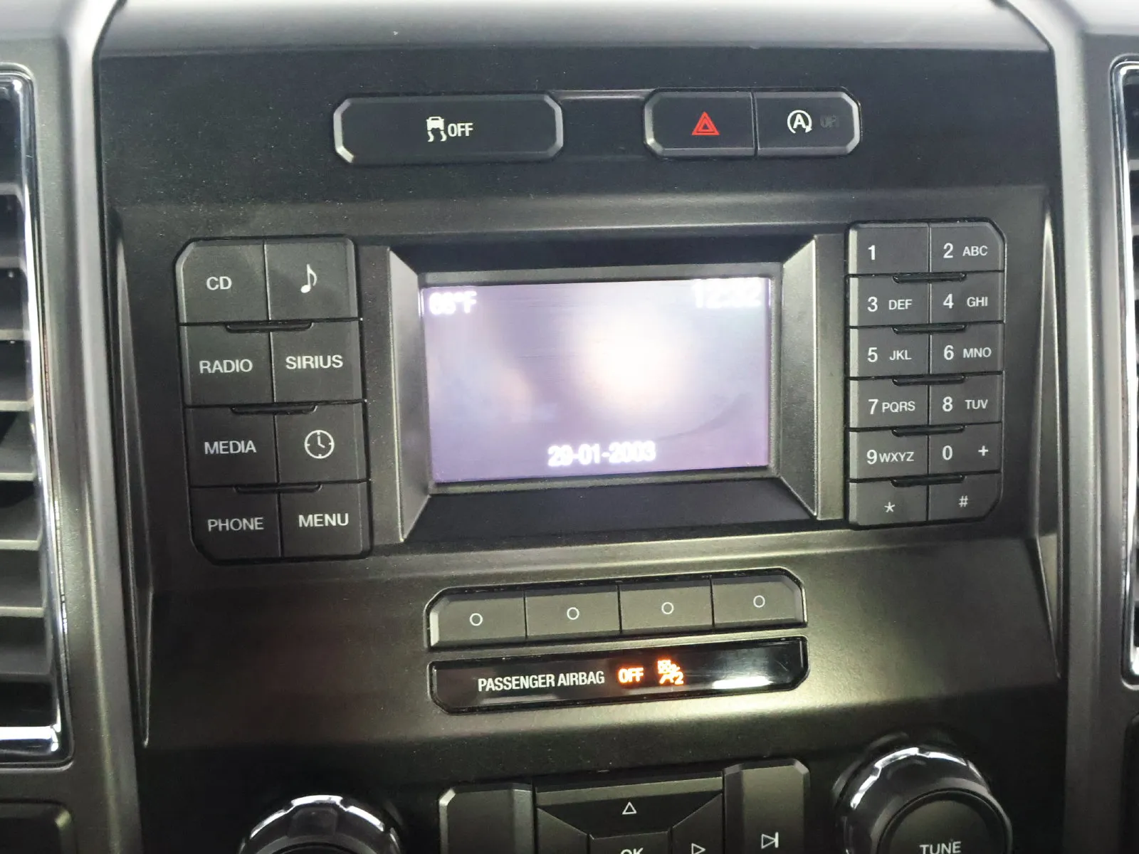 Ford F-150 photo 38