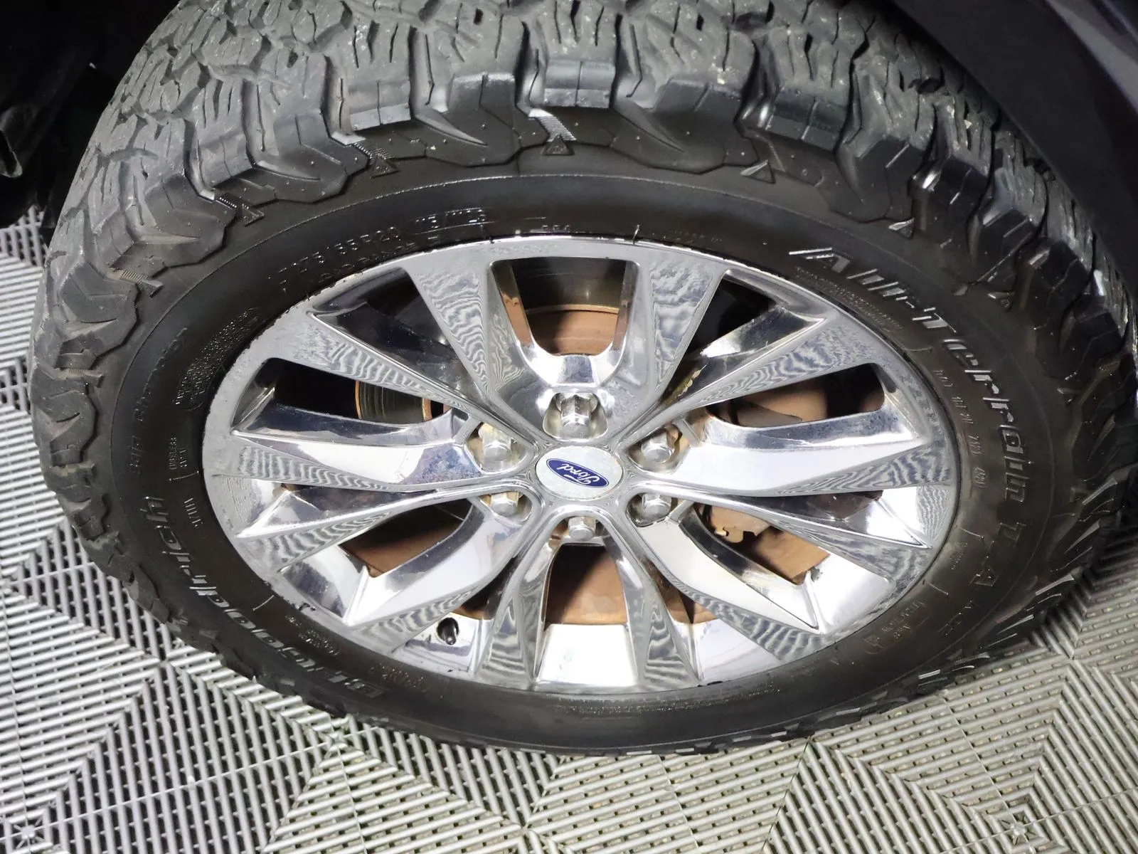 Ford F-150 photo 17