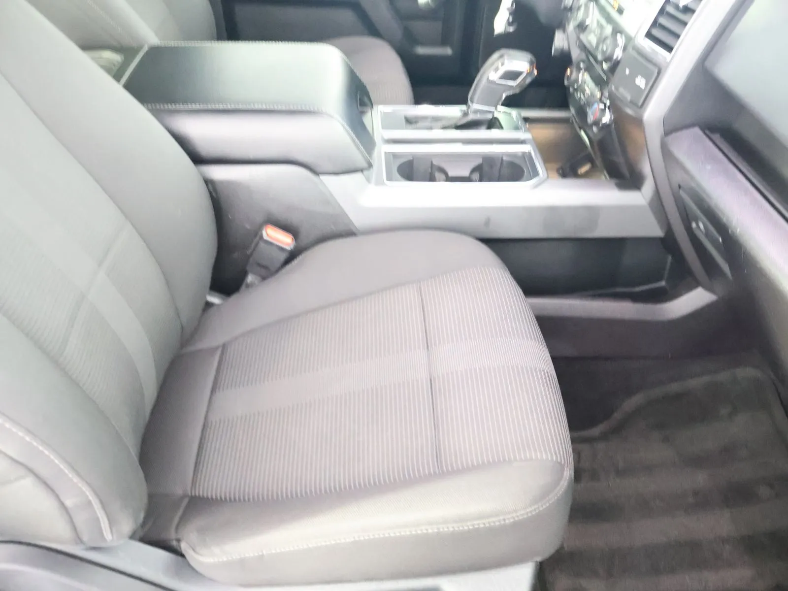 Ford F-150 photo 45
