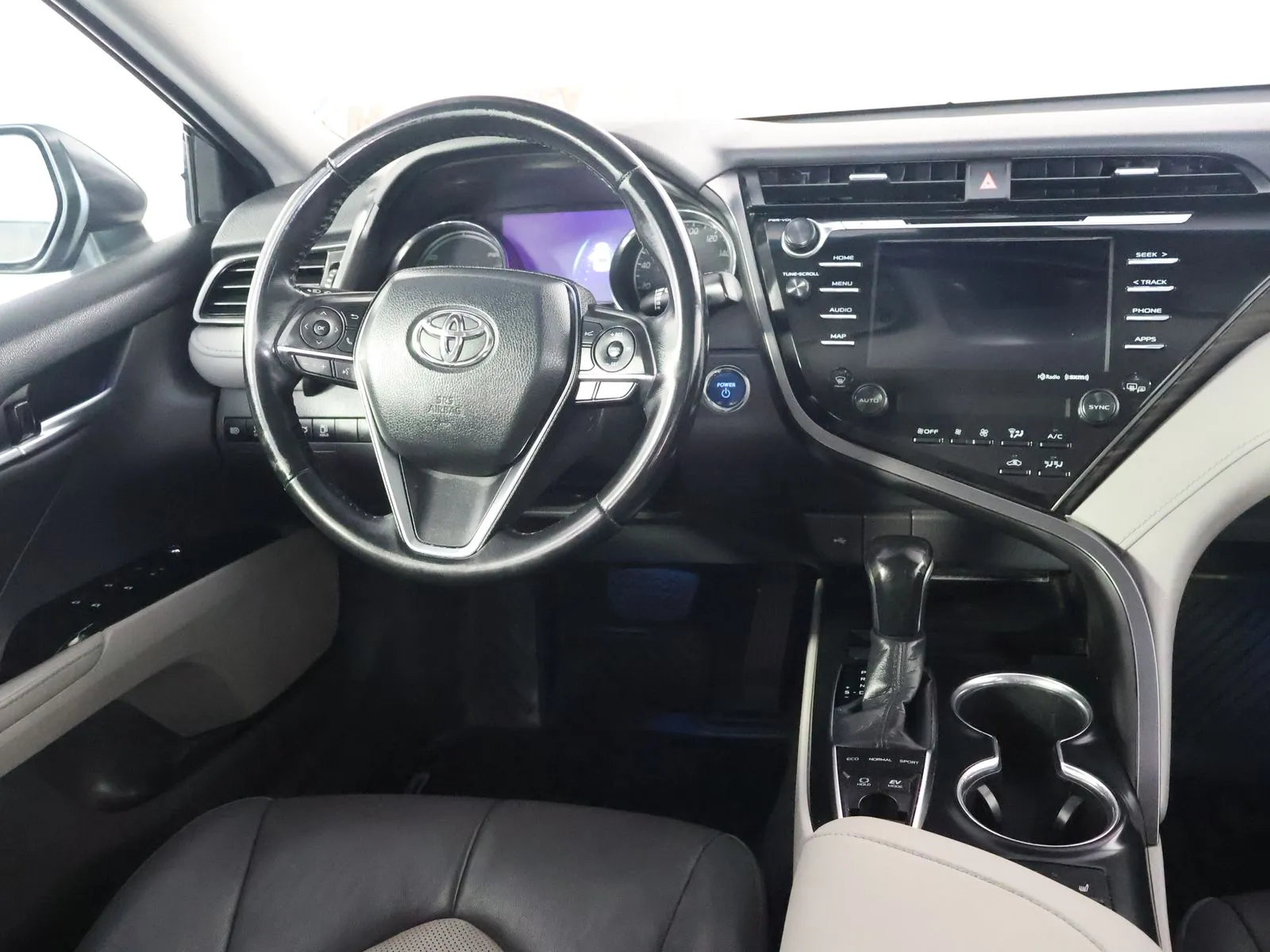 Toyota Camry photo 26
