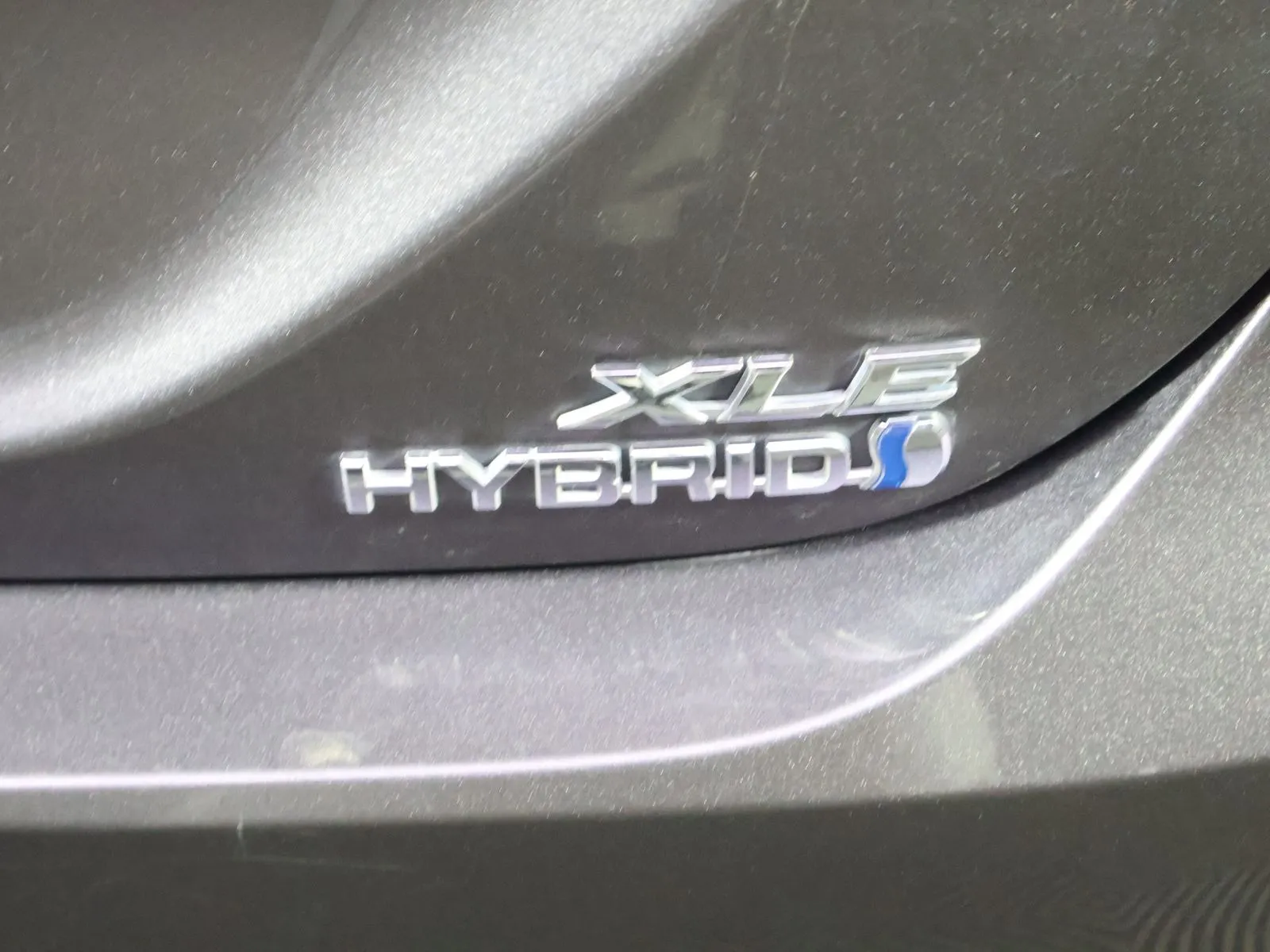 Toyota Camry photo 9