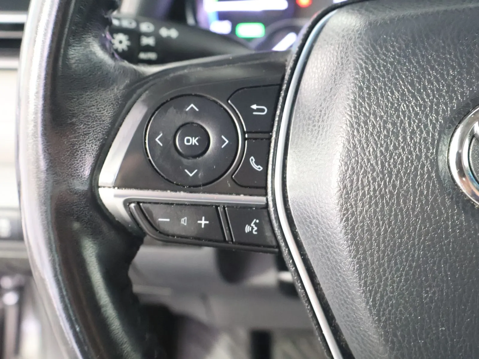 Toyota Camry photo 32