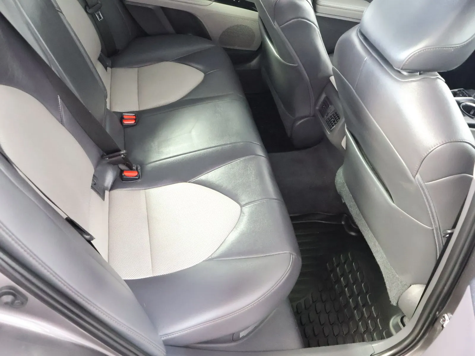 Toyota Camry photo 42